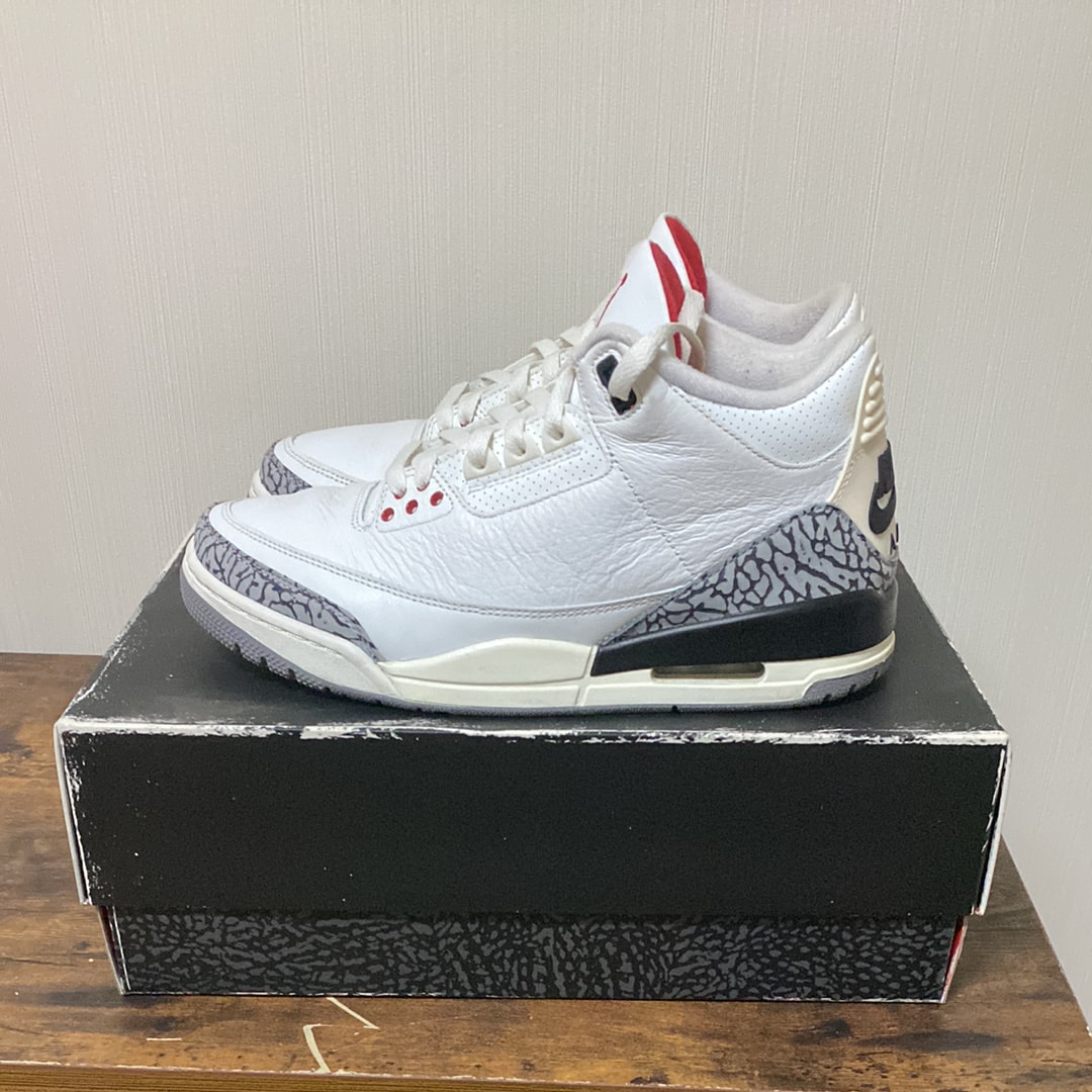 ナイキ エアジョーダン3 レトロ "ホワイトセメント リイマジンド"