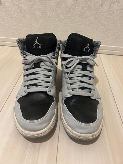 Nike Air Jordan 1 Mid "Pure Platinum/Metallic Silver"
