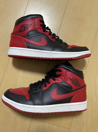 Nike Air Jordan 1 Mid "Bred"