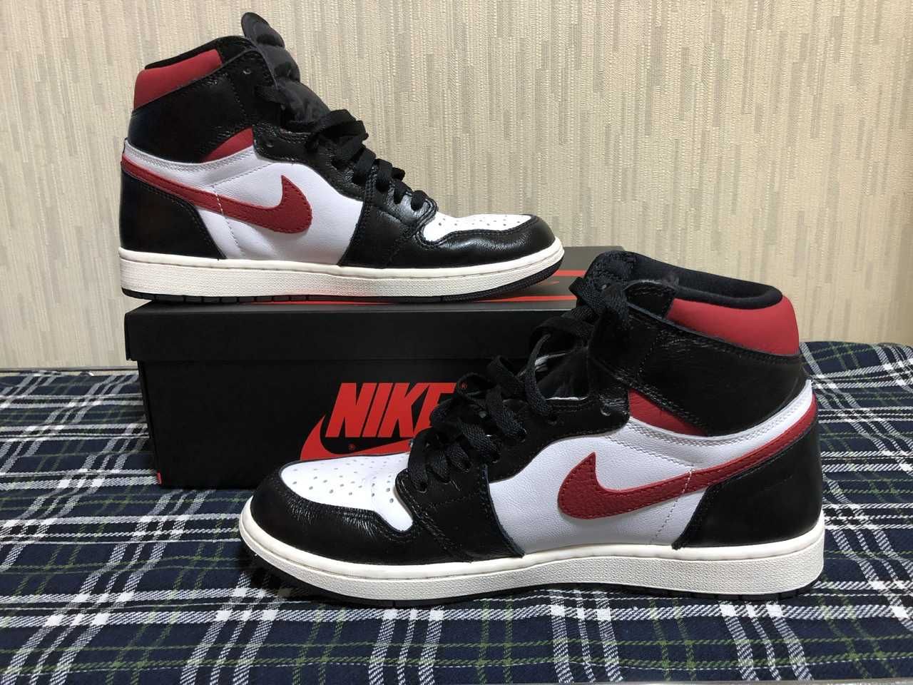 Nike Air Jordan 1 Retro High "Black/White/Sail/Gym Red"    