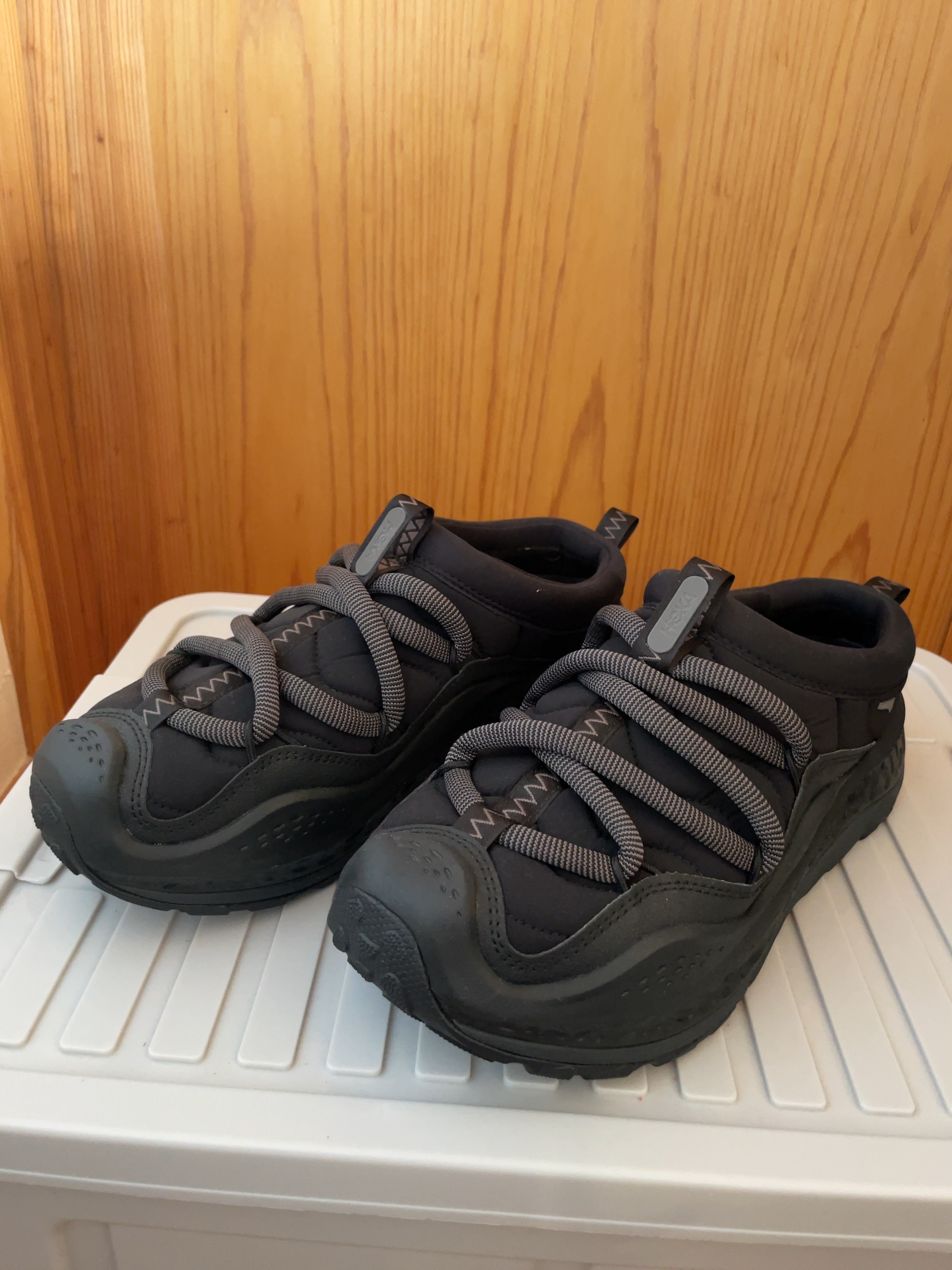 Hoka Ora Primo "Black"