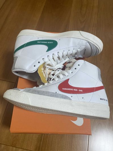 NIKE Women's MID BLAZER 77 "WHITE"