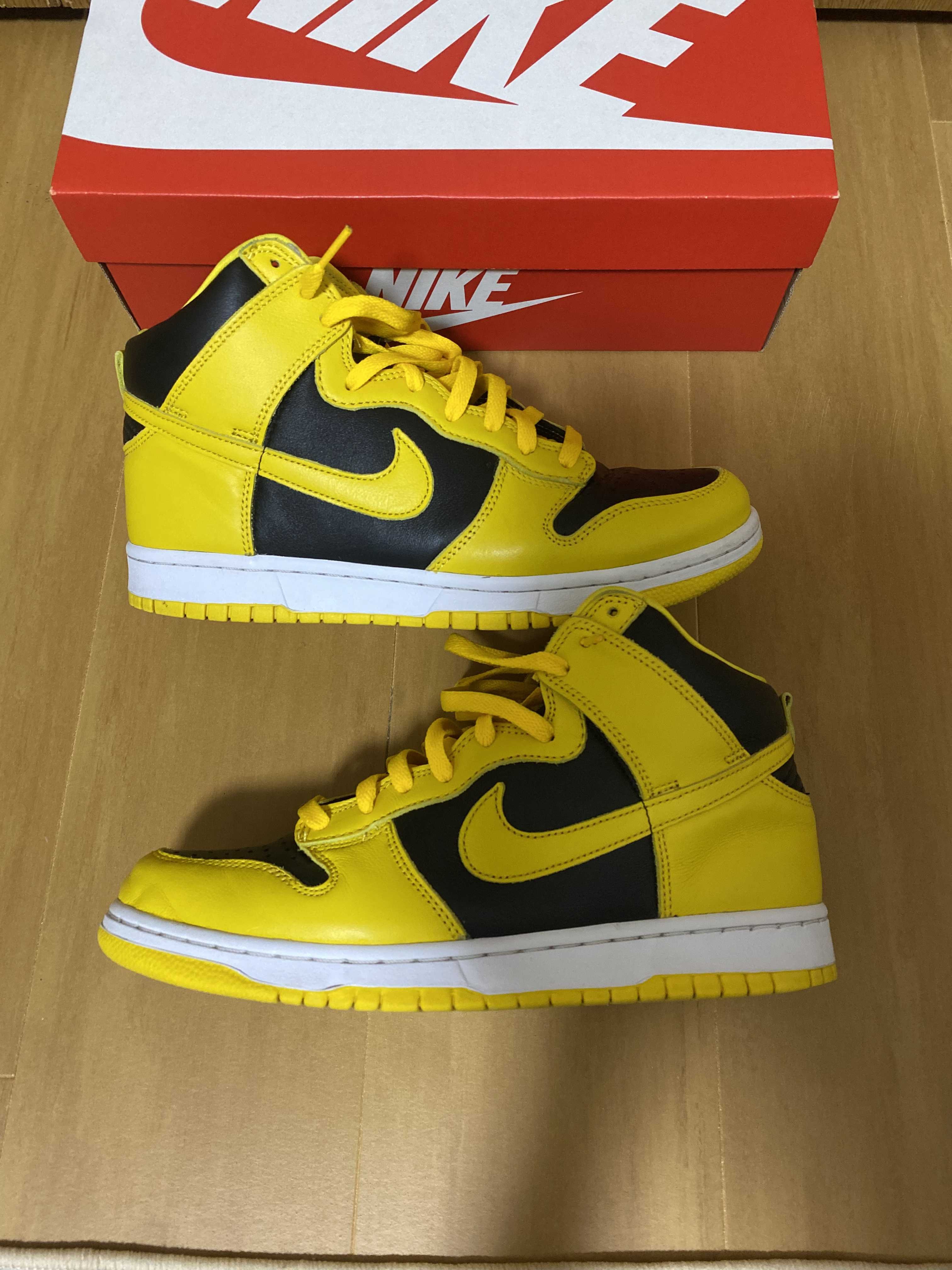 Nike Dunk High "Black/Varsity Maize"