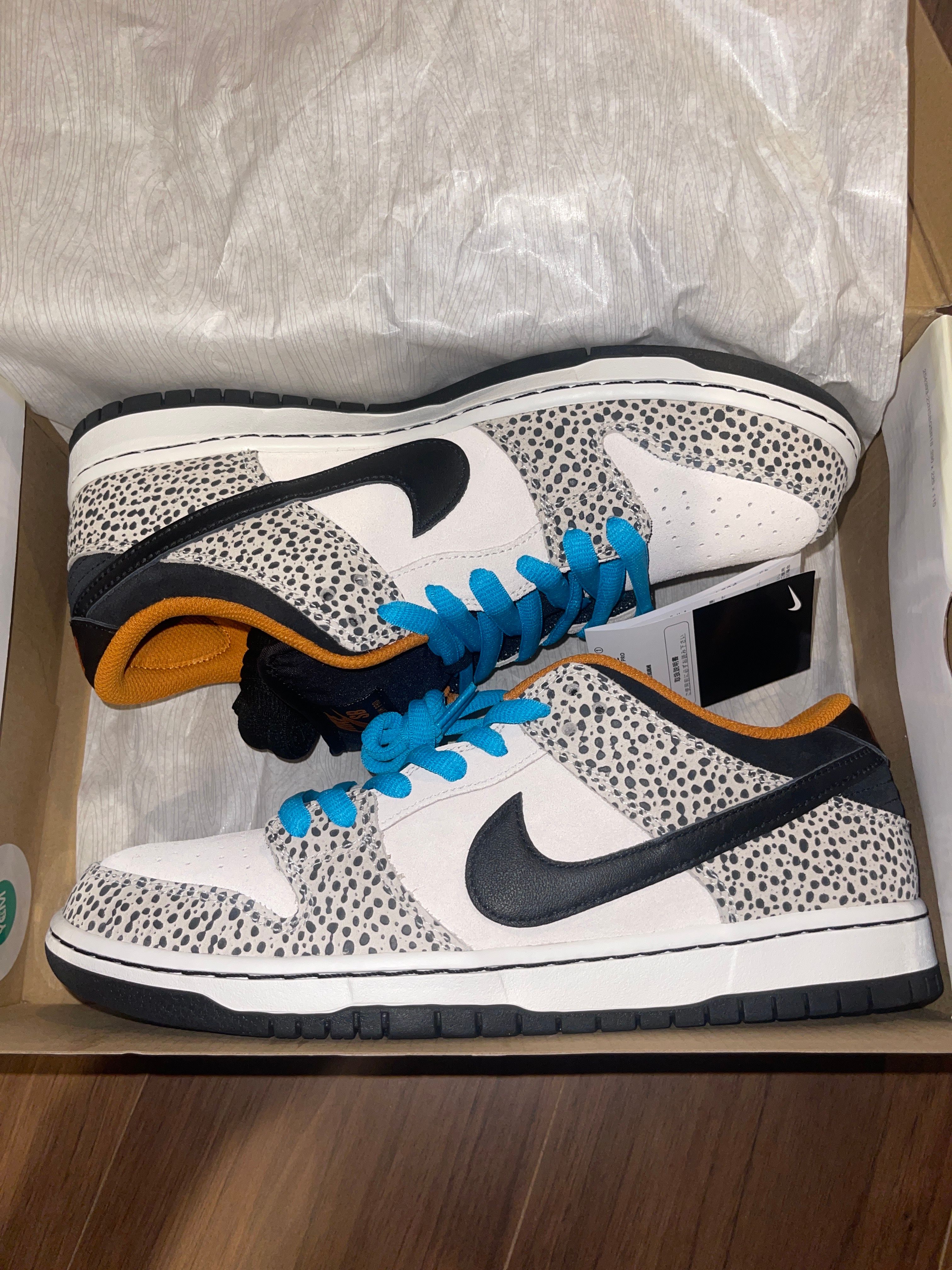 Nike SB Dunk Low Pro Electric Safari "Phantom and Black"