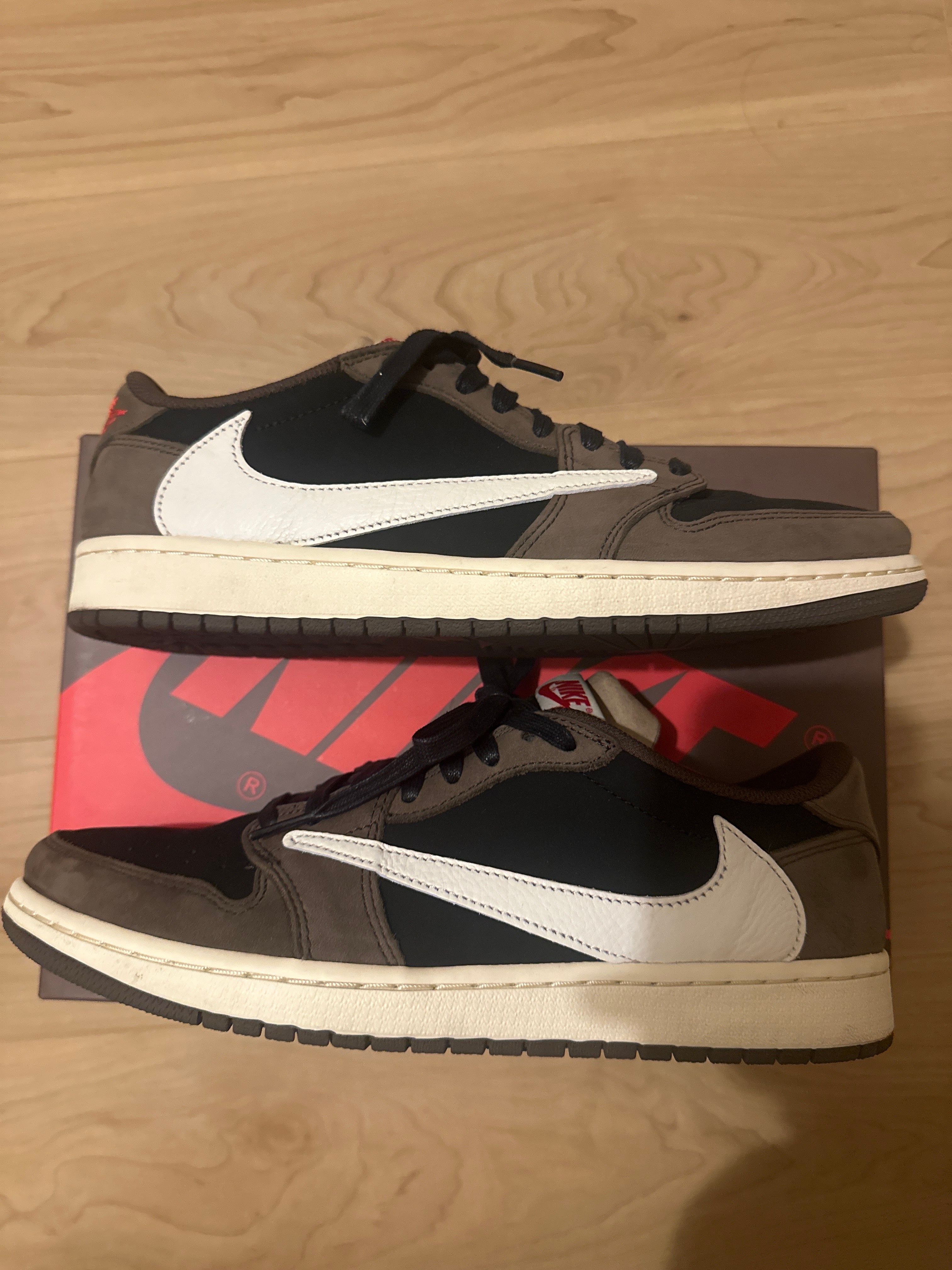 Travis Scott × Nike Air Jordan 1 Low OG SP-T "Black/Dark Mocha"