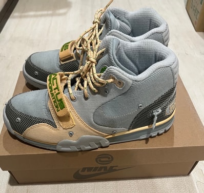 Travis Scott × Nike Air Trainer 1 SP "Grey Haze and Dusty Sage"