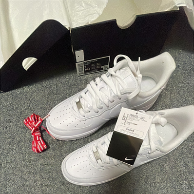 Supreme × Nike Air Force 1 Low "White"