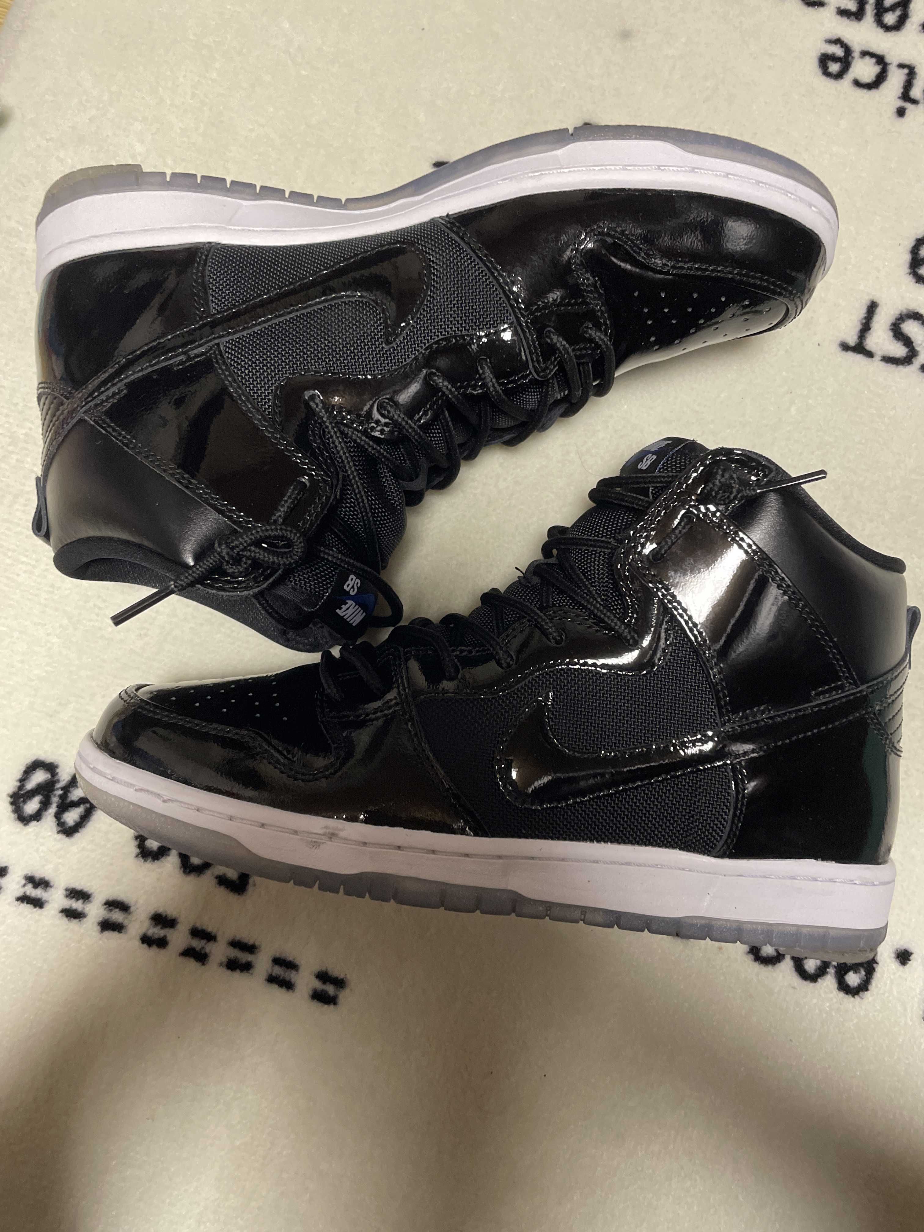 Nike SB Dunk High "Space Jam"