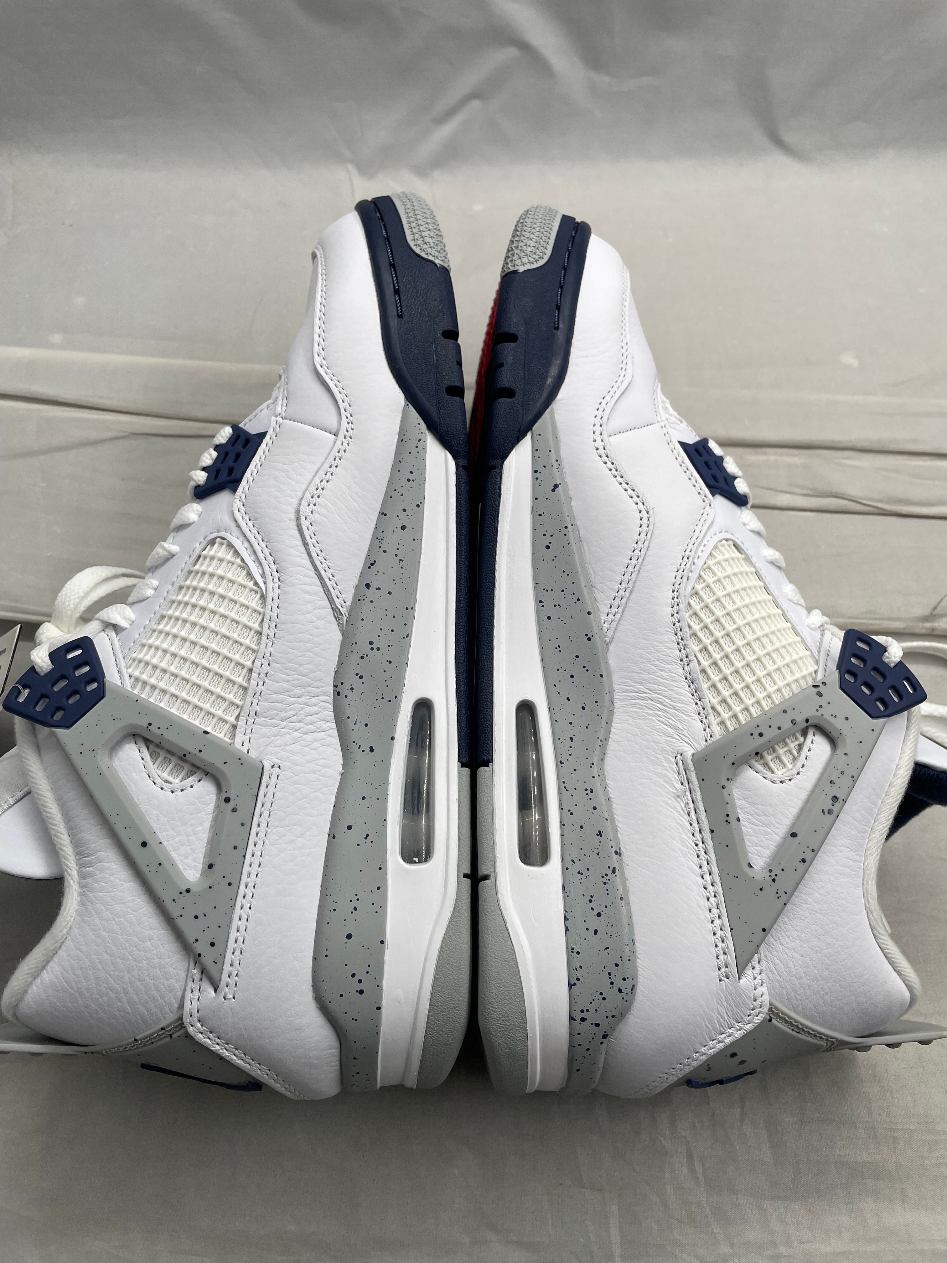 Nike Air Jordan 4 "Midnight Navy"