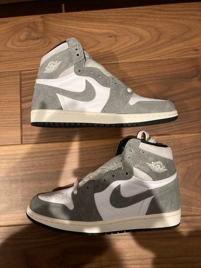 Nike Air Jordan 1 Retro High OG "Black and Smoke Grey"