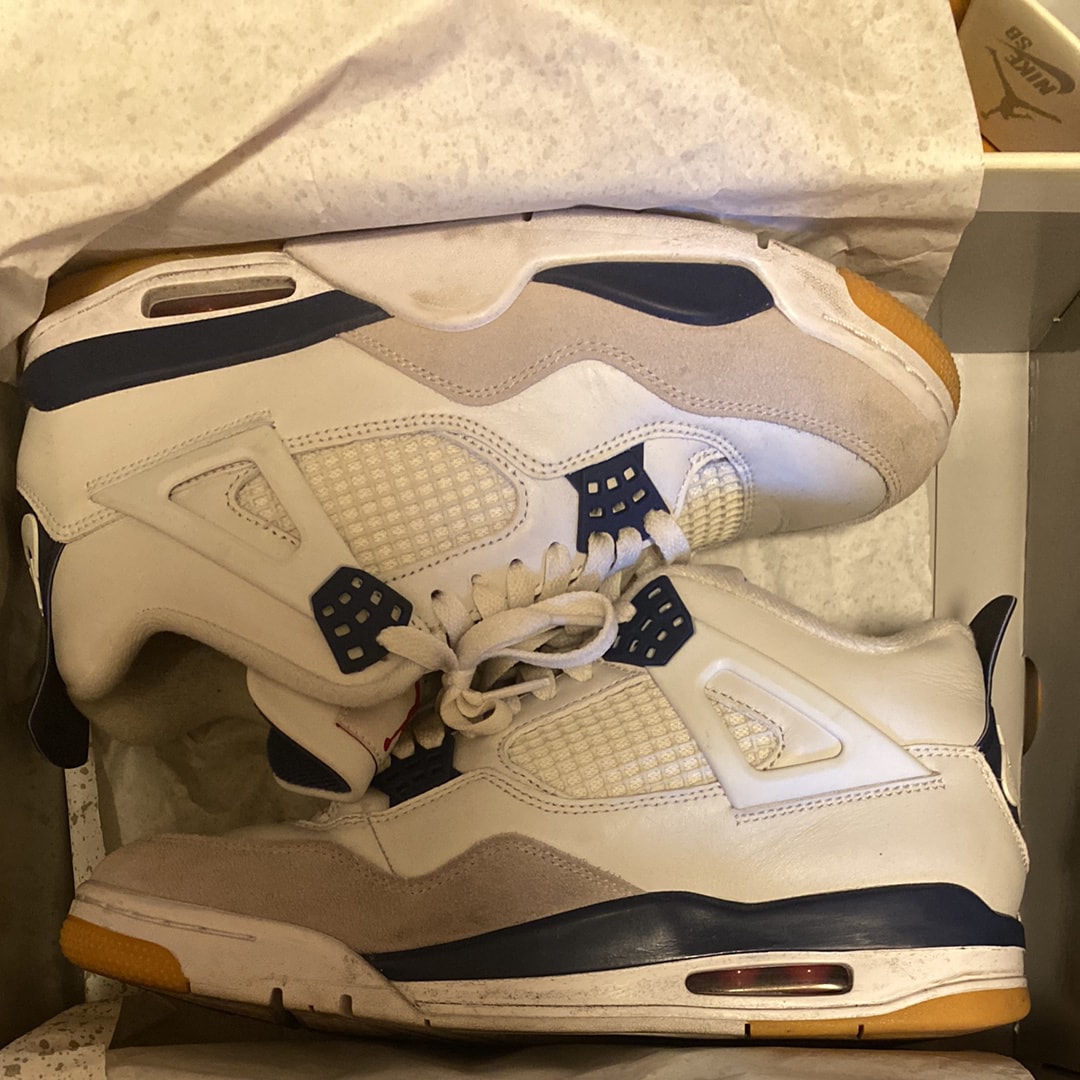 Nike SB Air Jordan 4 Retro SP "Summit White/Navy"