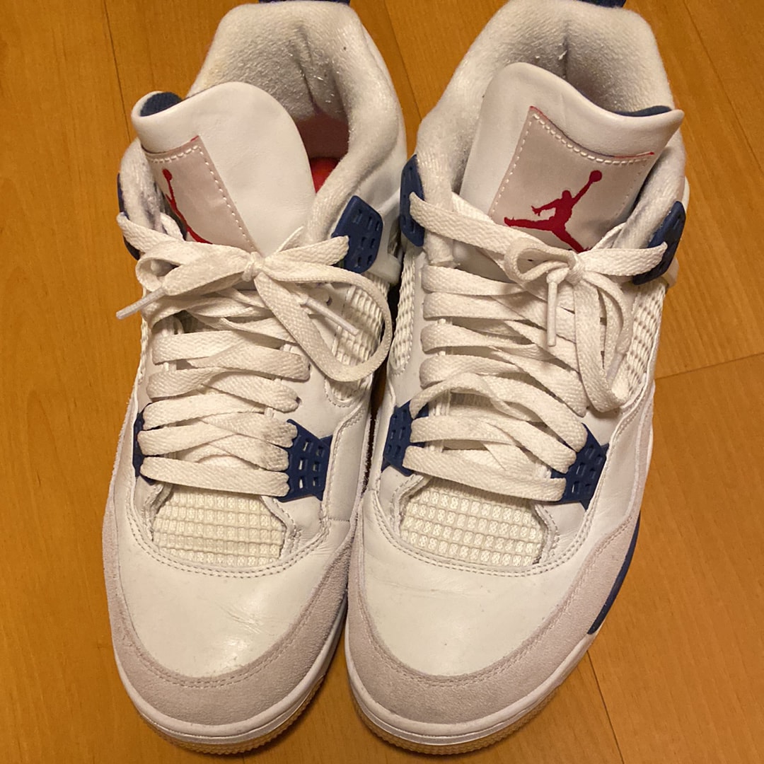 ナイキ SB エアジョーダン4 レトロ SP "サミットホワイト/ネイビー"