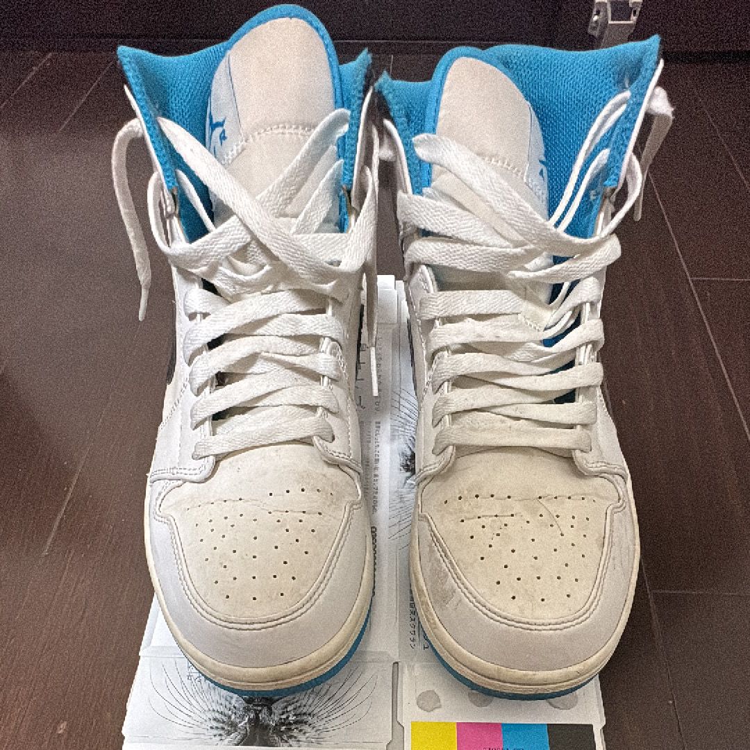 Nike Air Jordan 1 Mid "White/Laser blue"