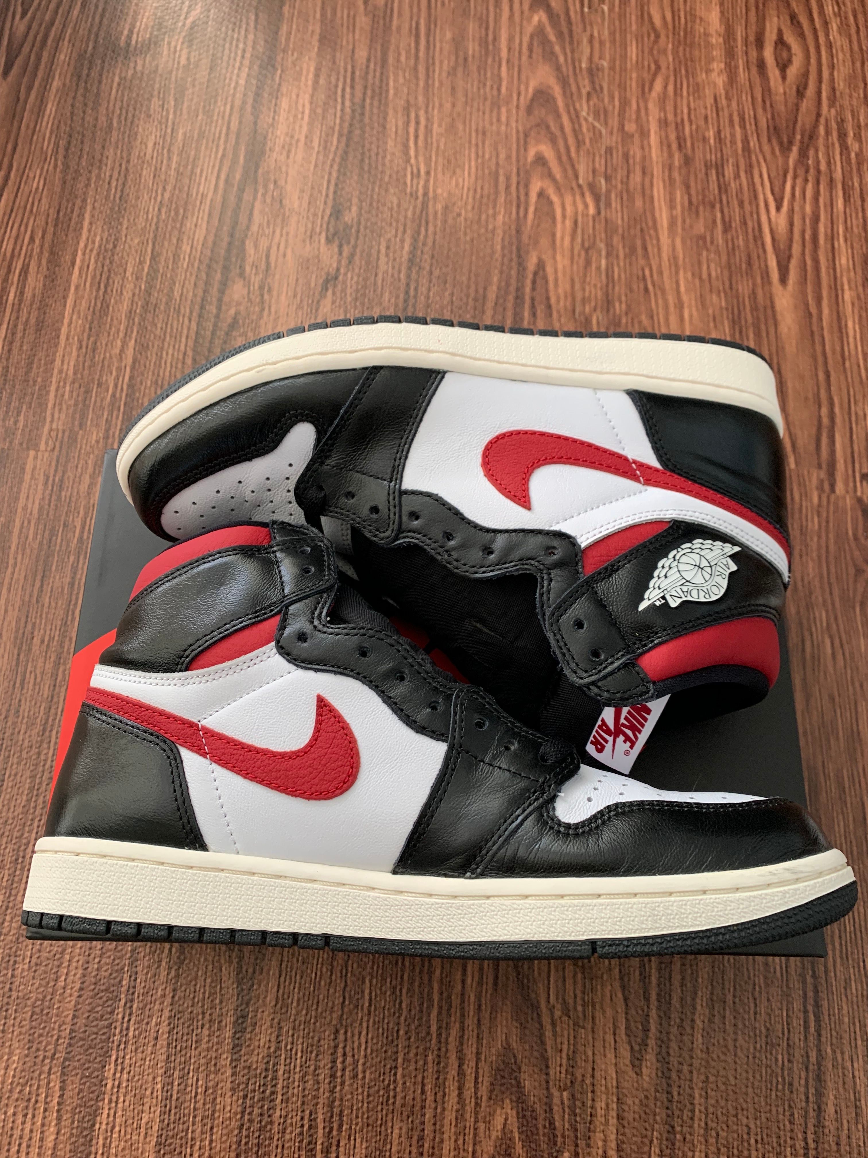 Nike Air Jordan 1 Retro High "Black/White/Sail/Gym Red"