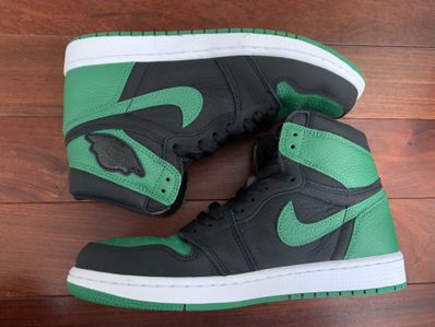 Nike Air Jordan 1 Retro High OG "Black/Pine Green" (2020)