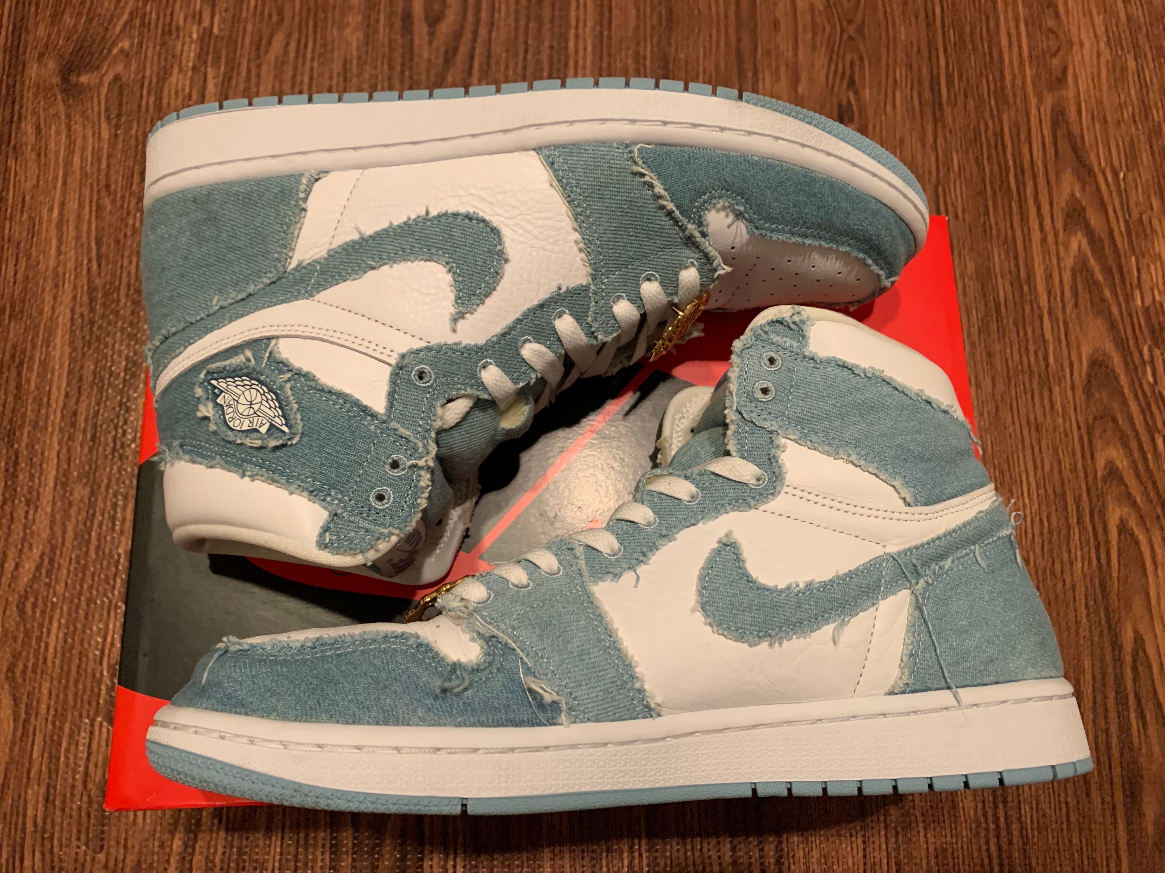 Nike Women's Air Jordan 1 High OG "Denim"
