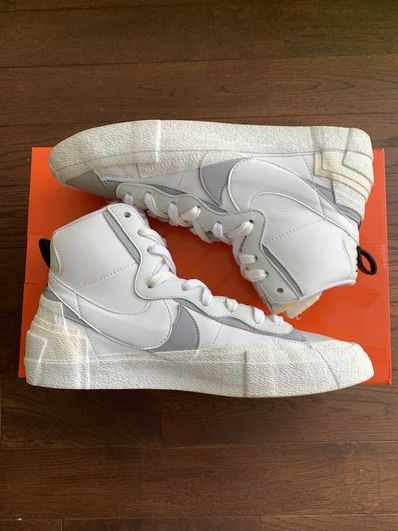 sacai × NIKE BLAZER MID "WHITE/WOLF GREY"