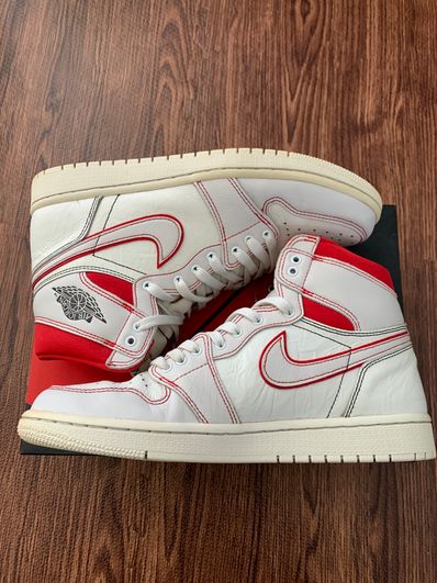 Nike Air Jordan 1 Retro High OG "Sail/University Red"