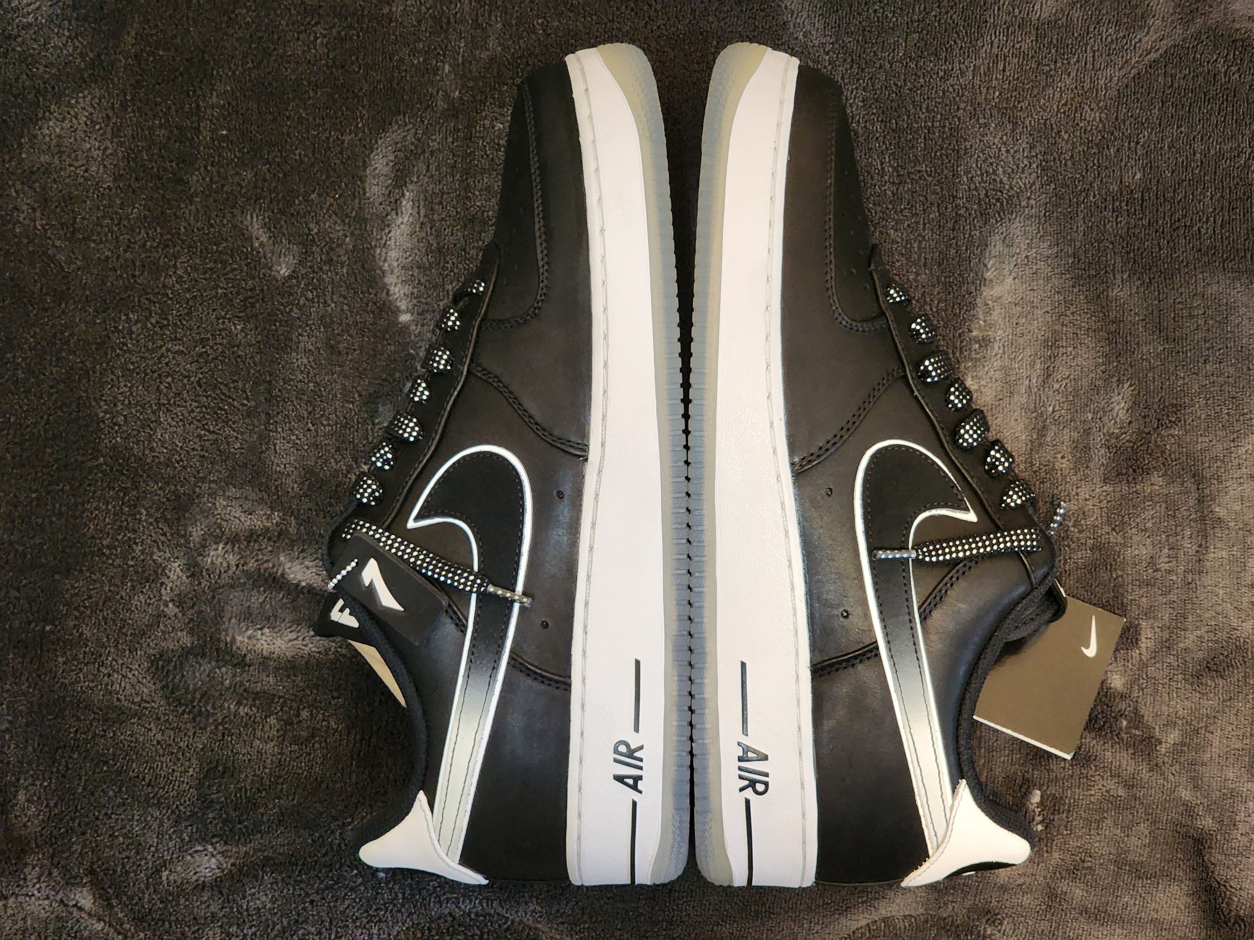 Colin Kaepernick × Nike Air Force 1 Low "Black/White"