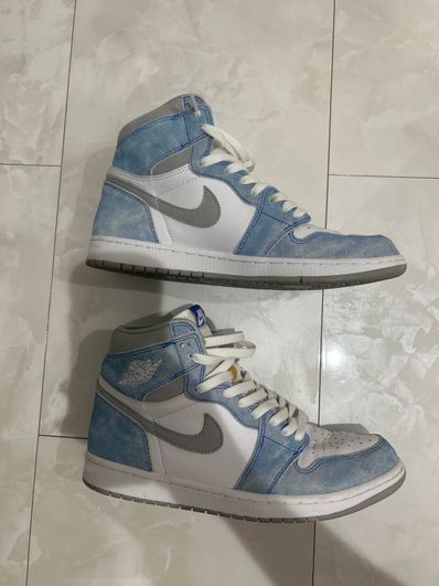 Nike Air Jordan 1 High OG "Hyper Royal"