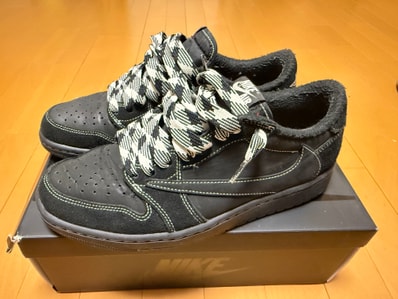 Travis Scott × Nike Air Jordan 1 Low OG SP "Black Phantom"