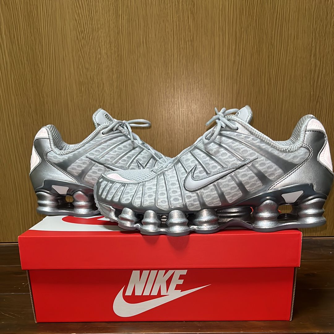 Nike Women's Shox TL "Pure Platinum and Metallic Silver"
