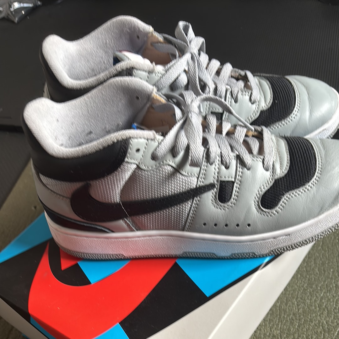 Travis Scott Cactus Jack × Nike Attack (Mac Attack) "Light Smoke Grey"