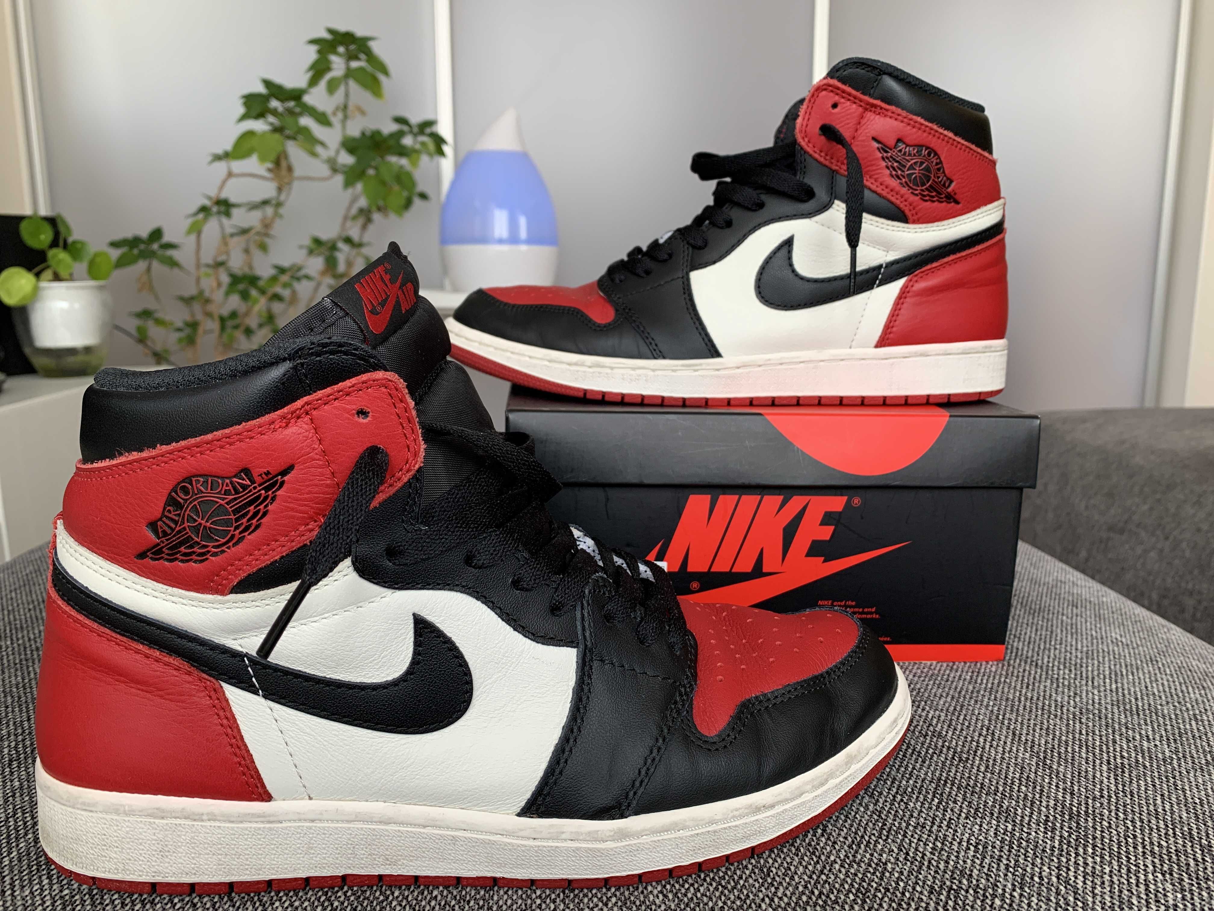 Nike Air Jordan 1 Retro High OG "Bred Toe"