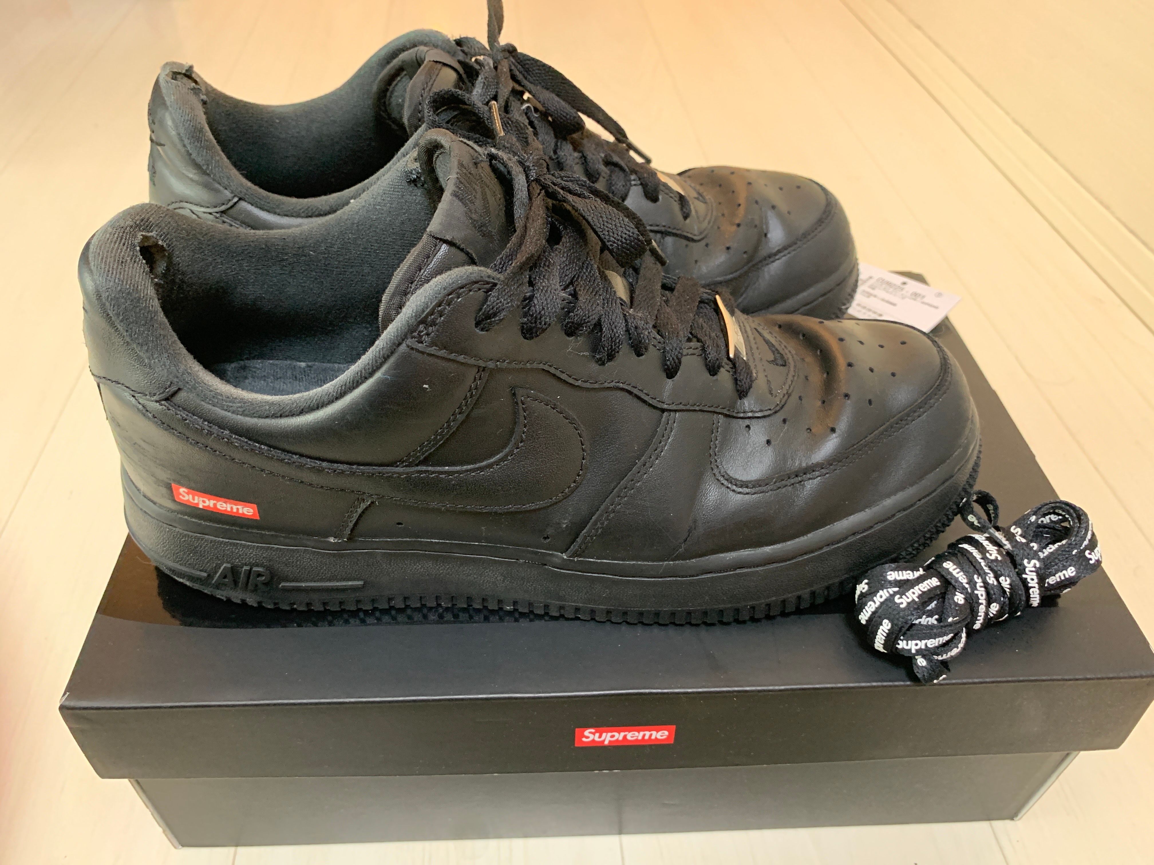 Supreme × Nike Air Force 1 Low "Black"