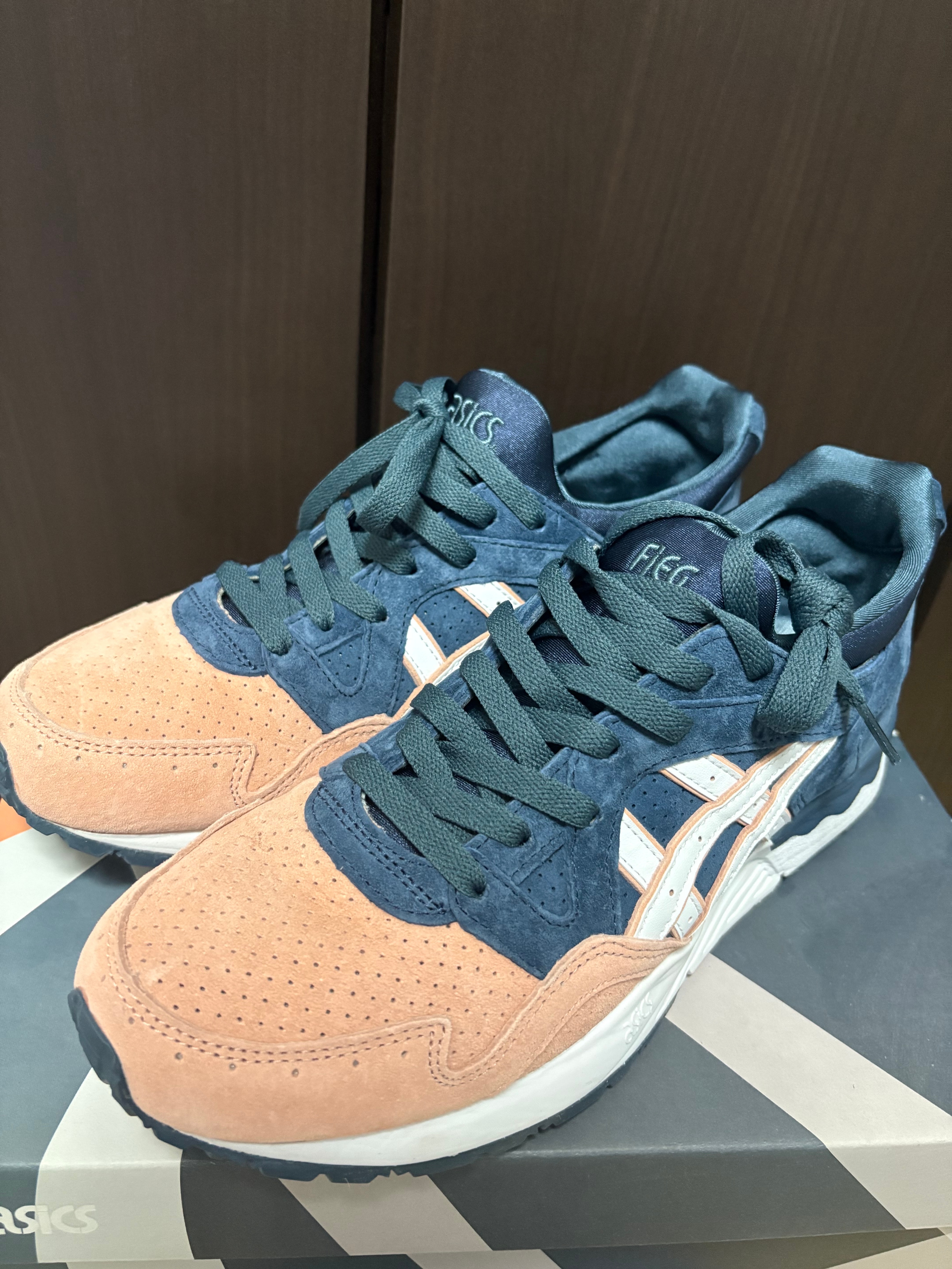 KITH 10TH × Asics Gel-Lyte 5 "Salmon Toe"