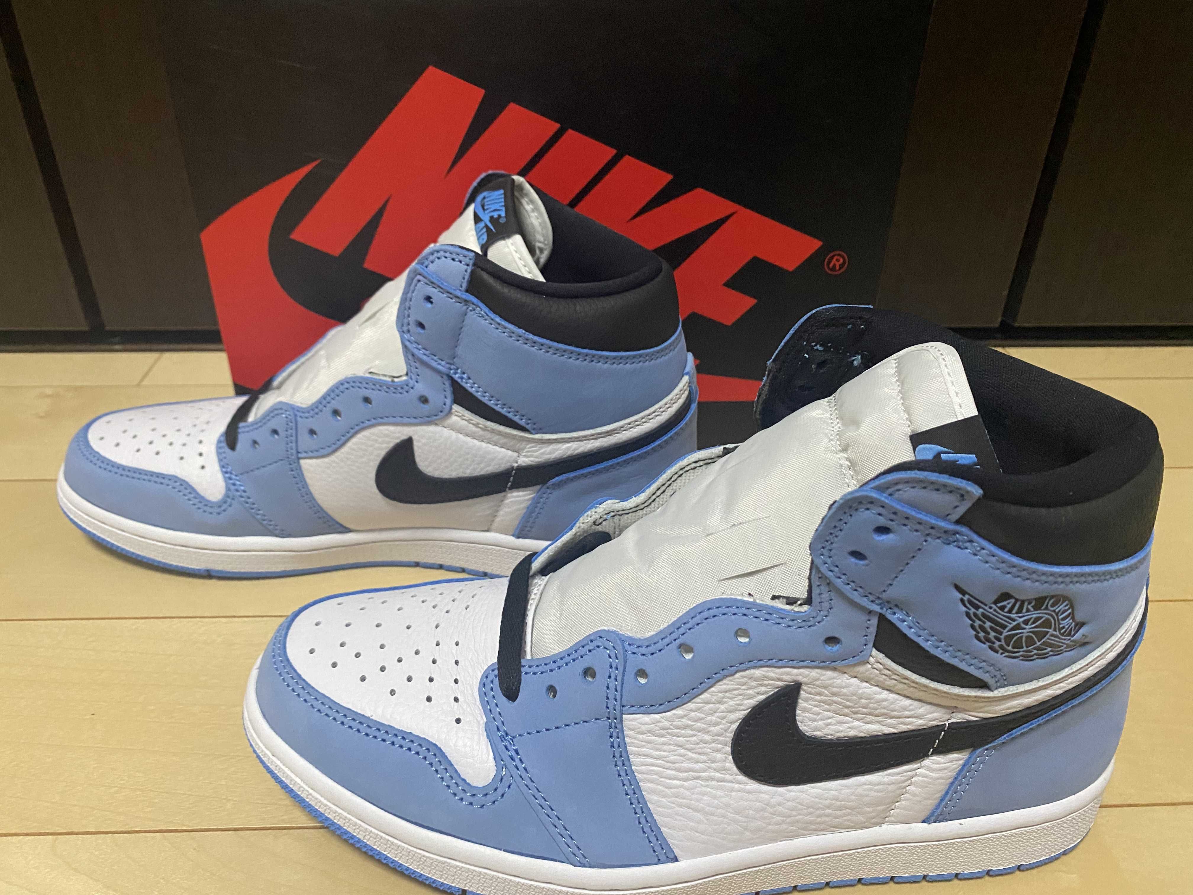 Nike Air Jordan 1 High OG "University Blue"