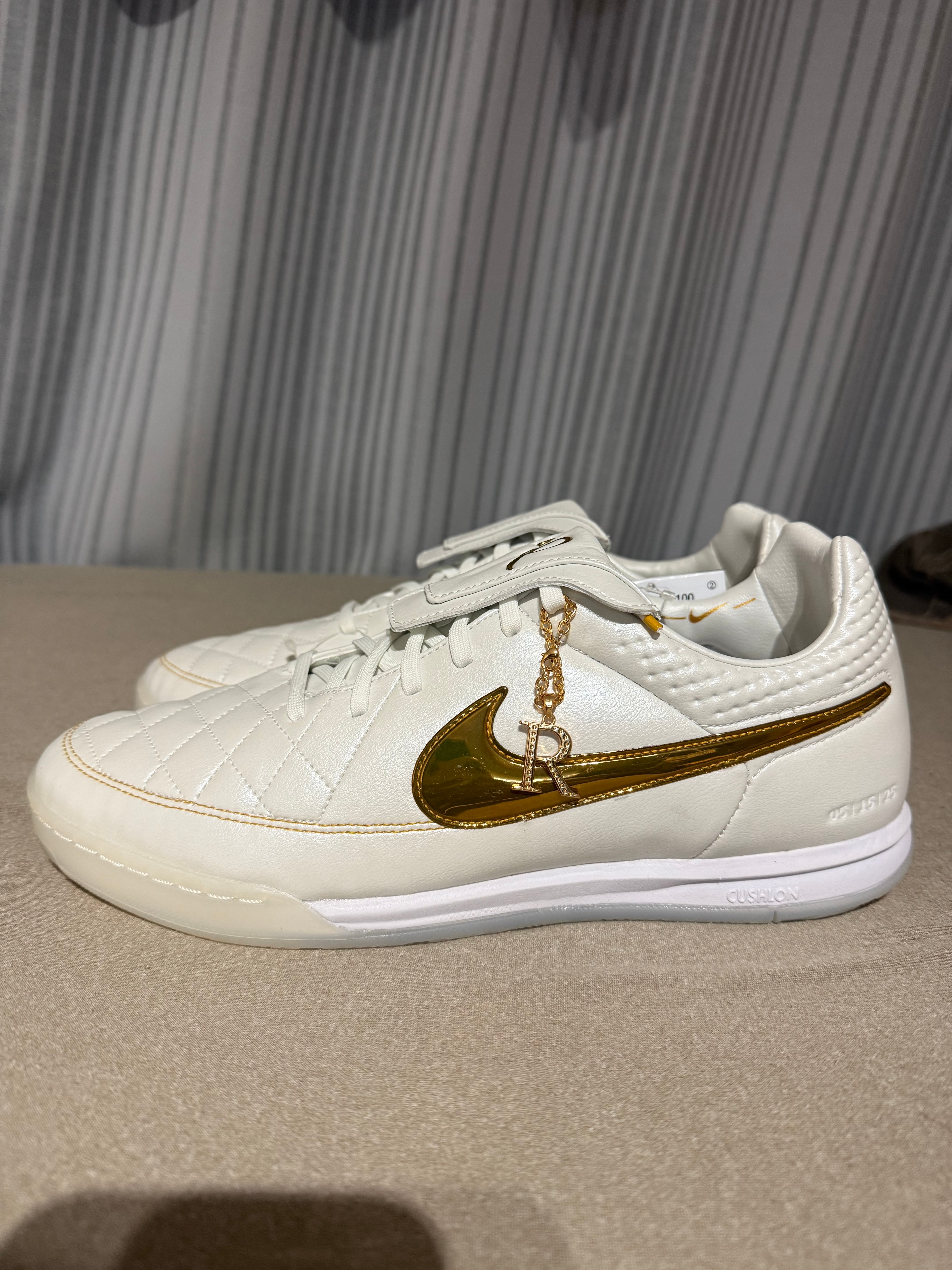 Tiempo(ティエンポ) 人気の新作/中古通販【スニーカーダンク】