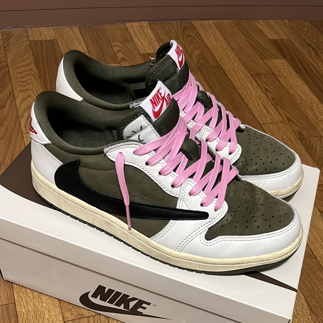 Travis Scott × Nike Air Jordan 1 Low OG SP "Reverse Olive"