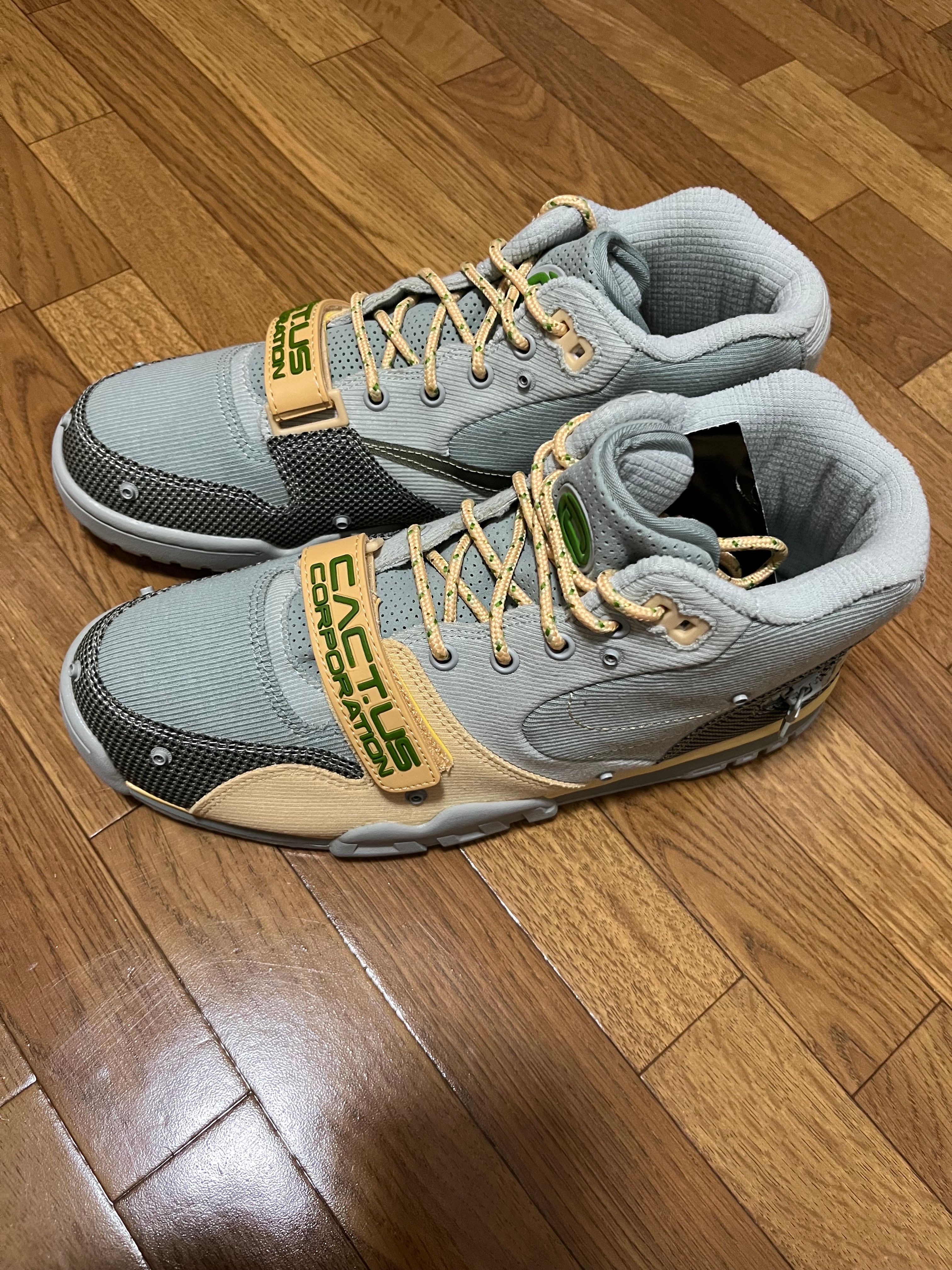 Travis Scott × Nike Air Trainer 1 SP "Grey Haze and Dusty Sage"
