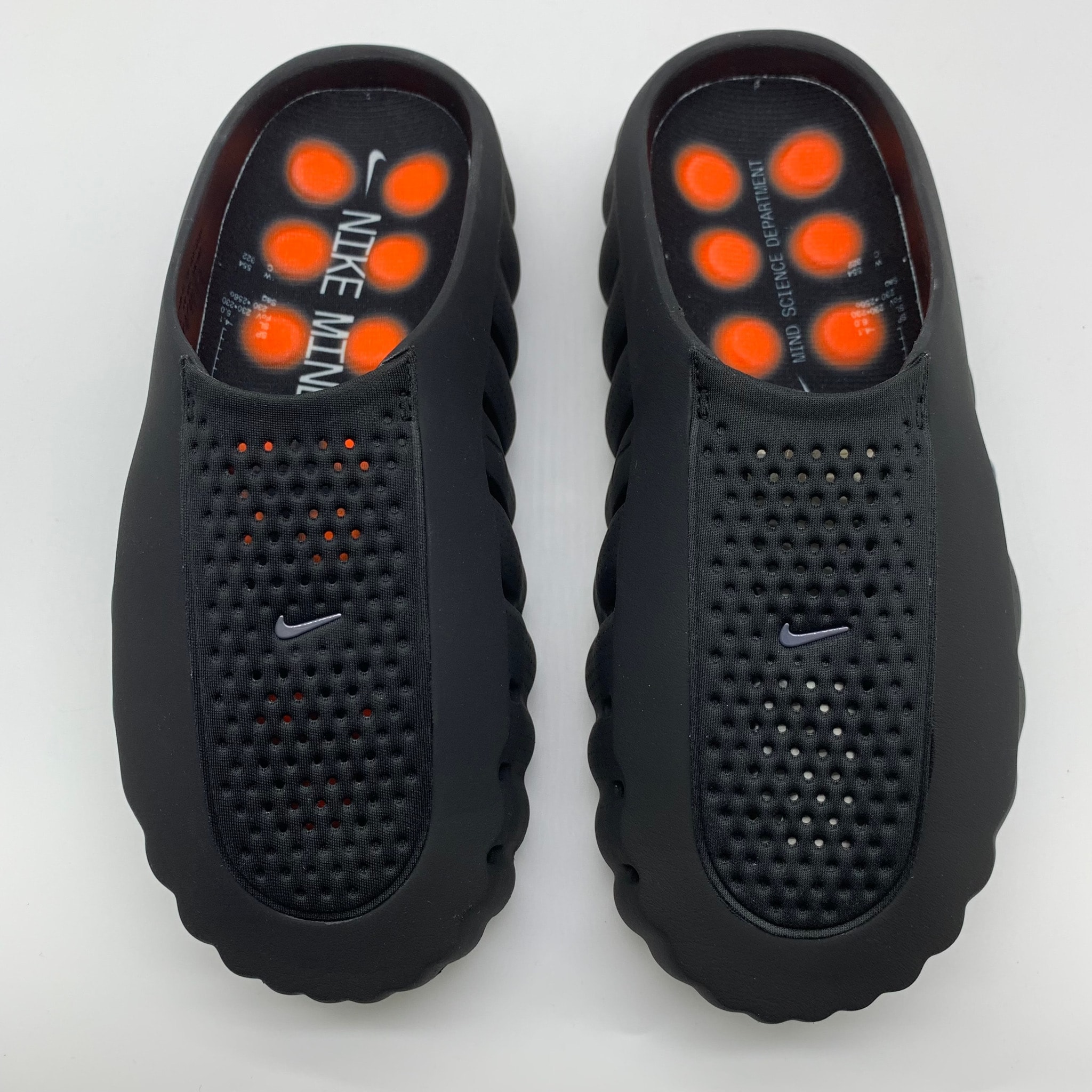 Nike Mind 001 Mules "Black/Hyper Crimson"