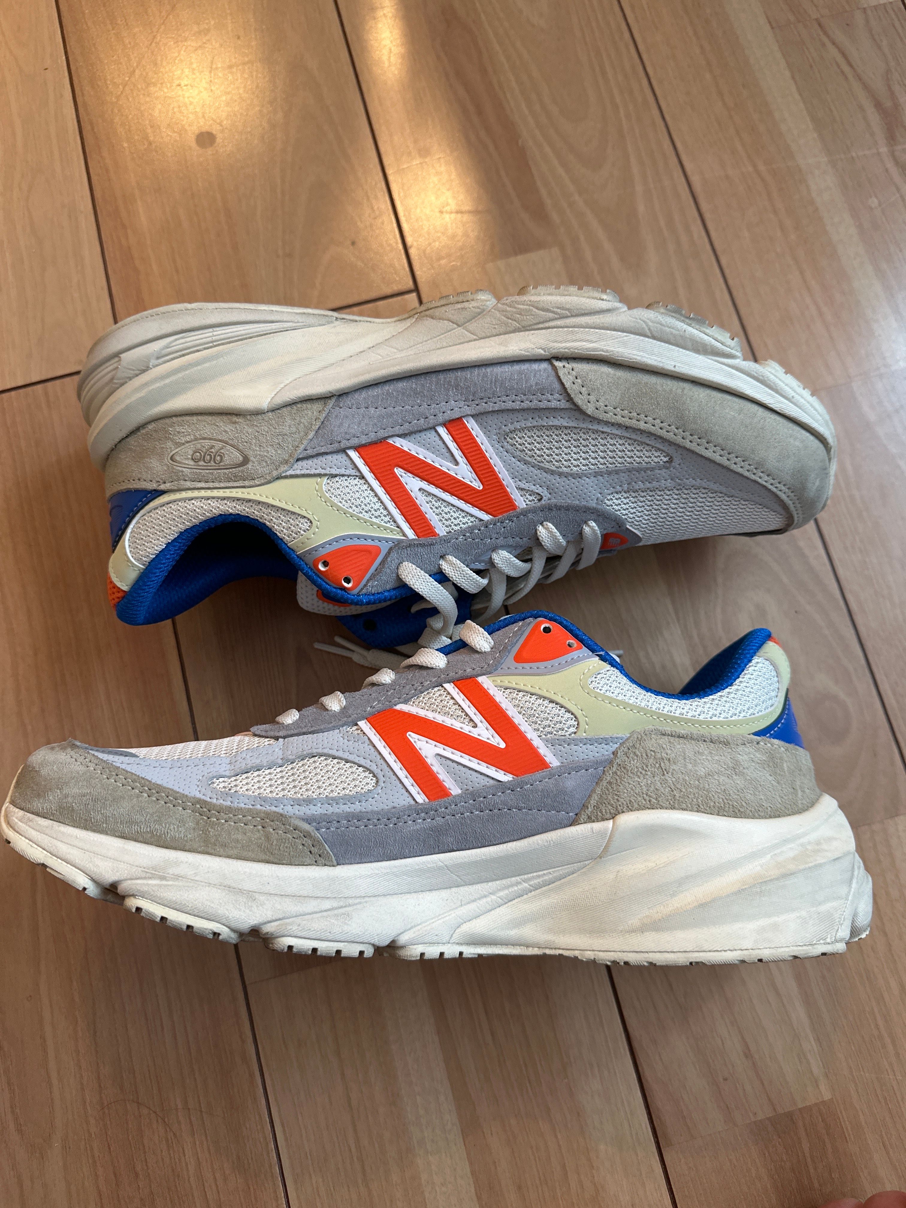 KITH × New Balance 990V6 Madison Square Garden "Sanddrift"