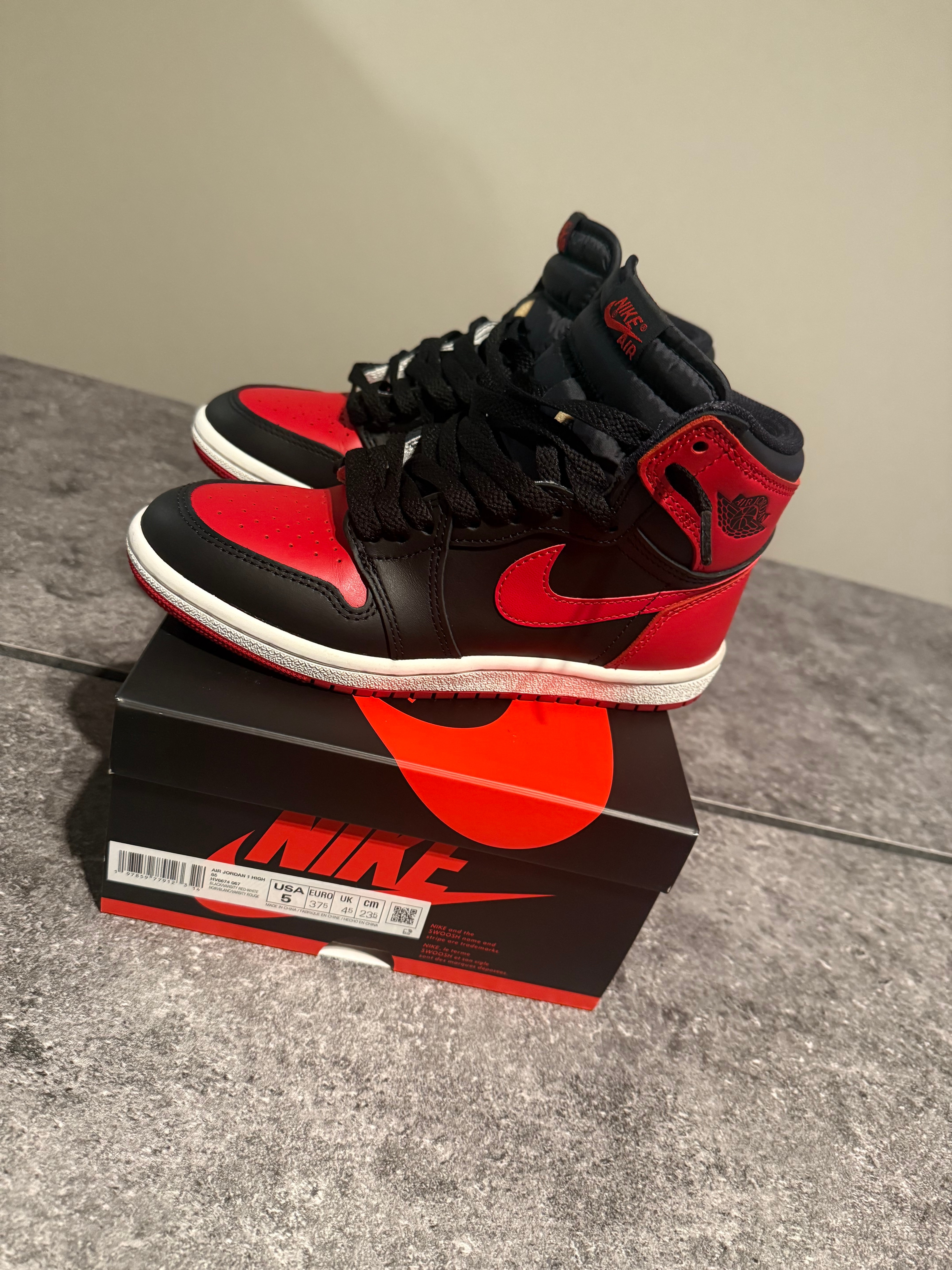 Nike Air Jordan 1 High 85 "Bred" (2025)