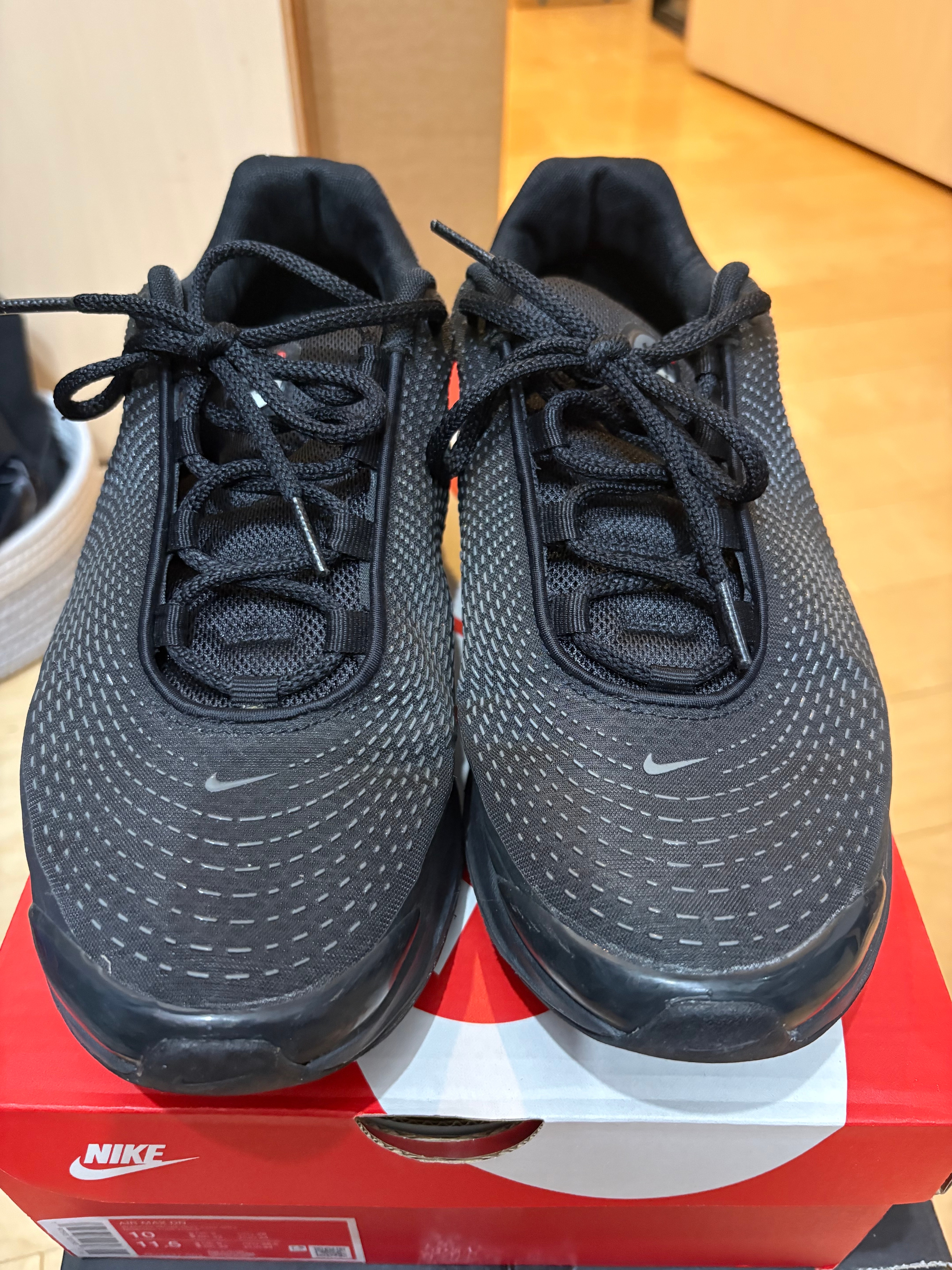 Nike Air Max DN "Black and Dark Smoke Grey"