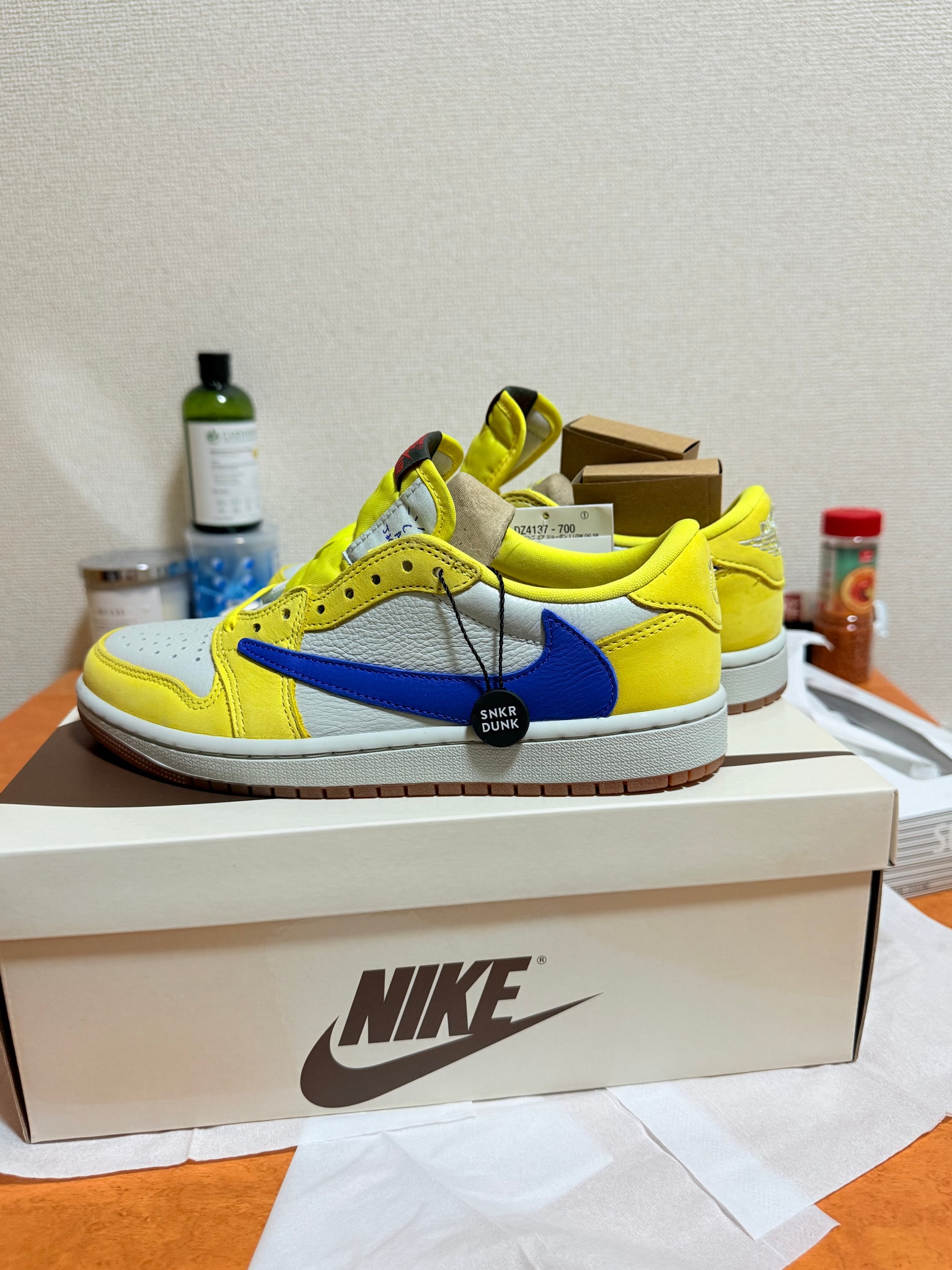 Travis Scott × Nike Women's Air Jordan 1 Retro Low OG "Canary"