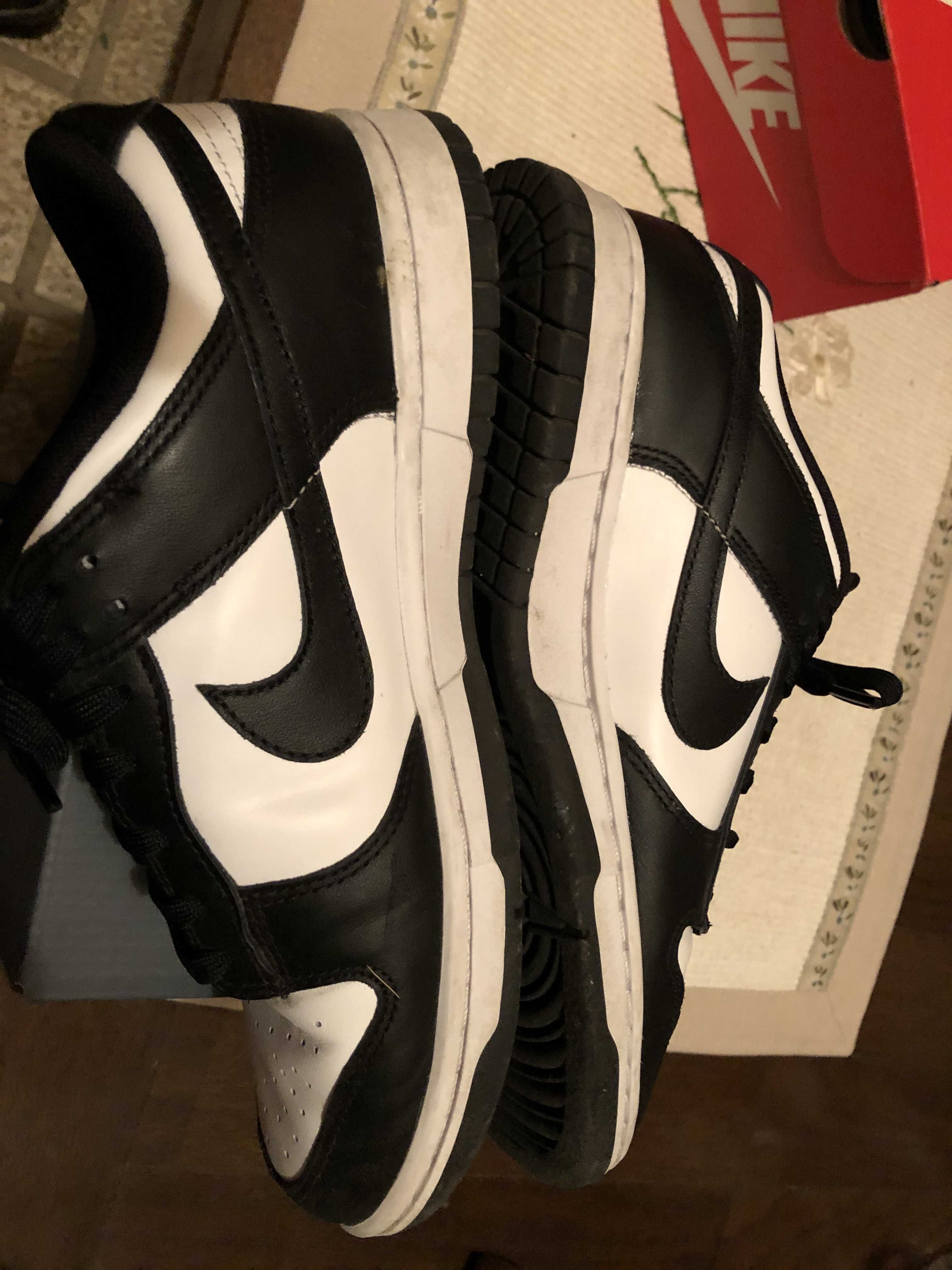 Nike Dunk Low Retro "Panda/White/Black"