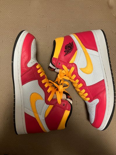 Nike Air Jordan 1 High OG "Light Fusion Red"