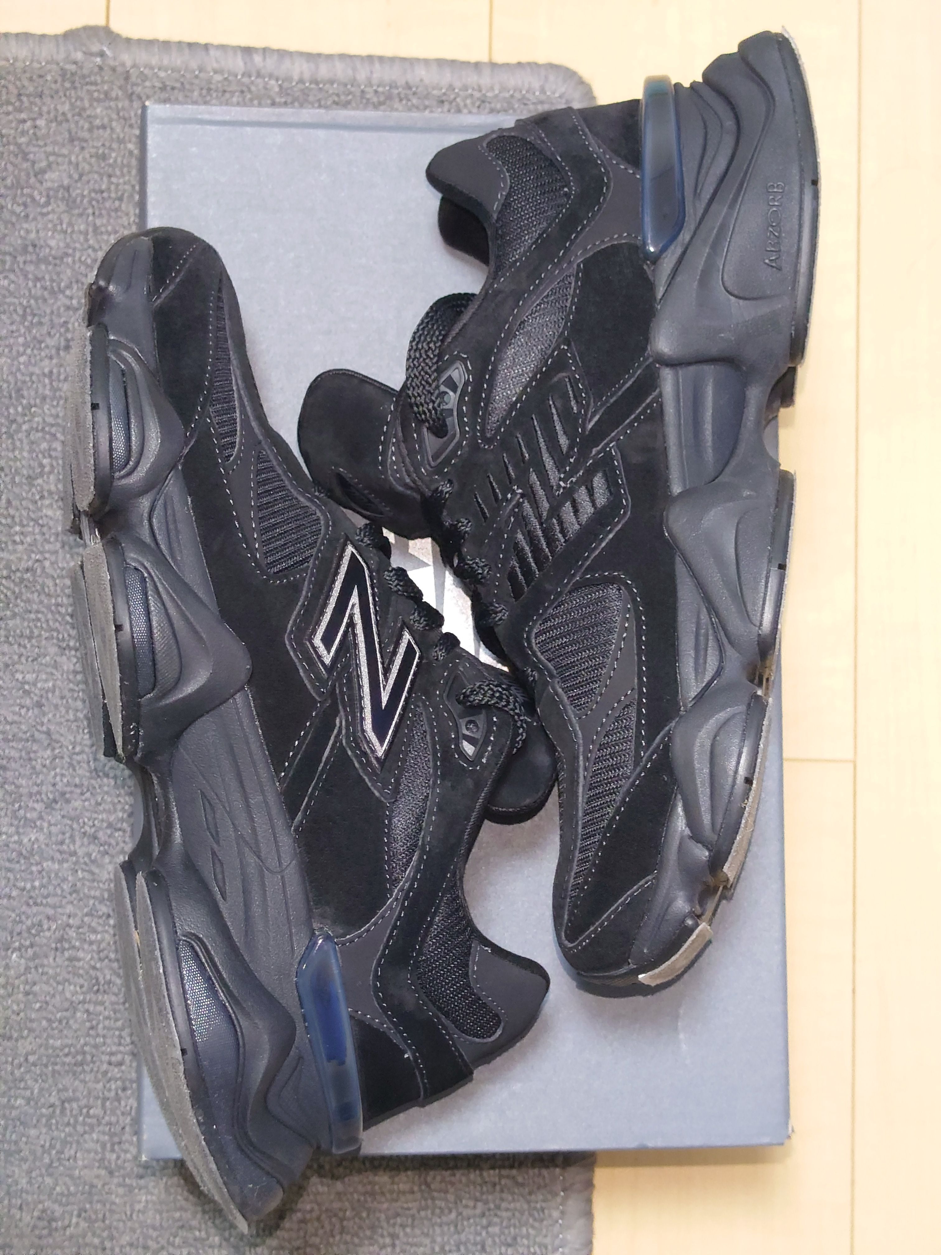 New Balance 9060 "Triple Black"