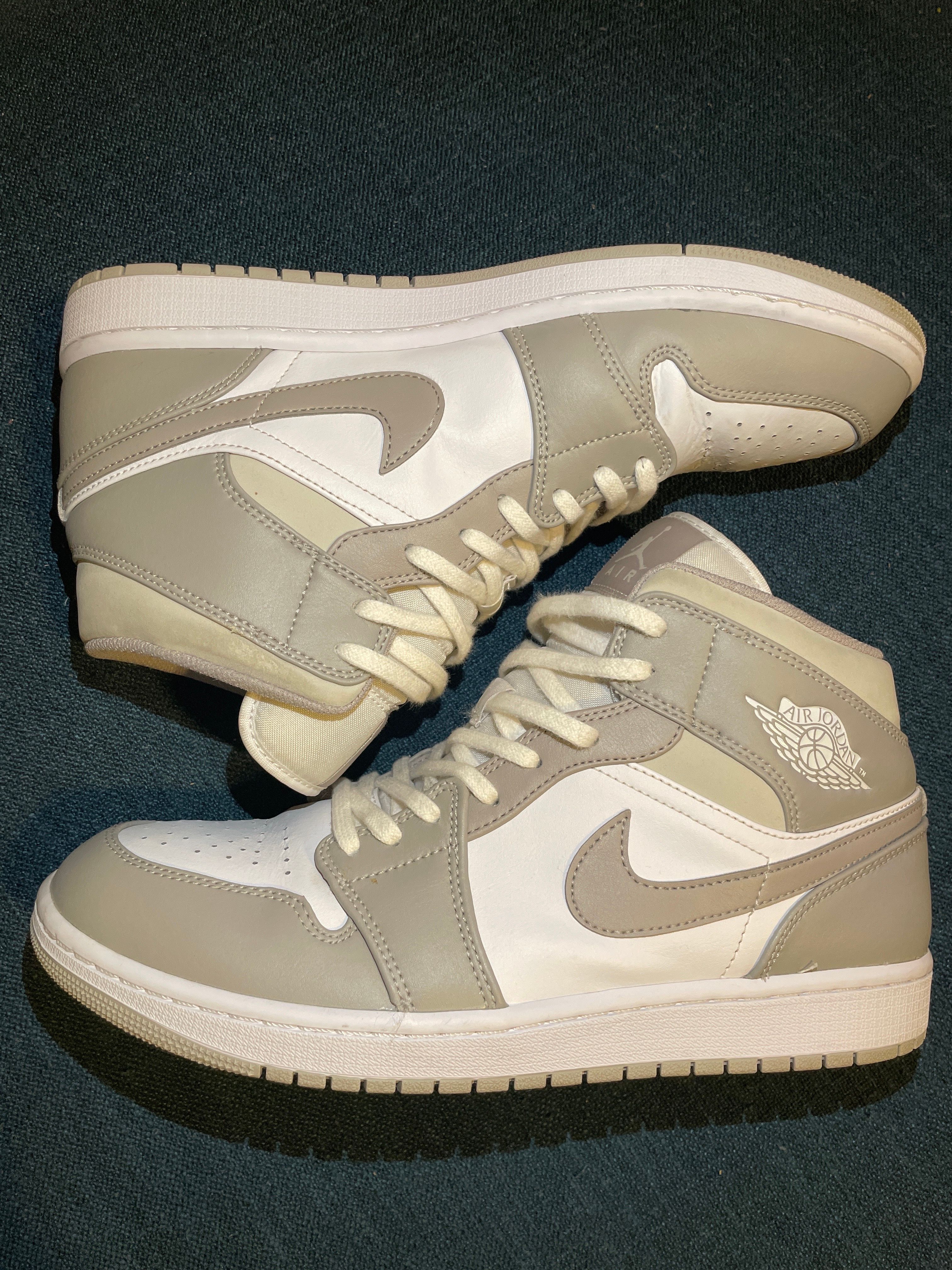 Nike Air Jordan 1 Mid "Linen"