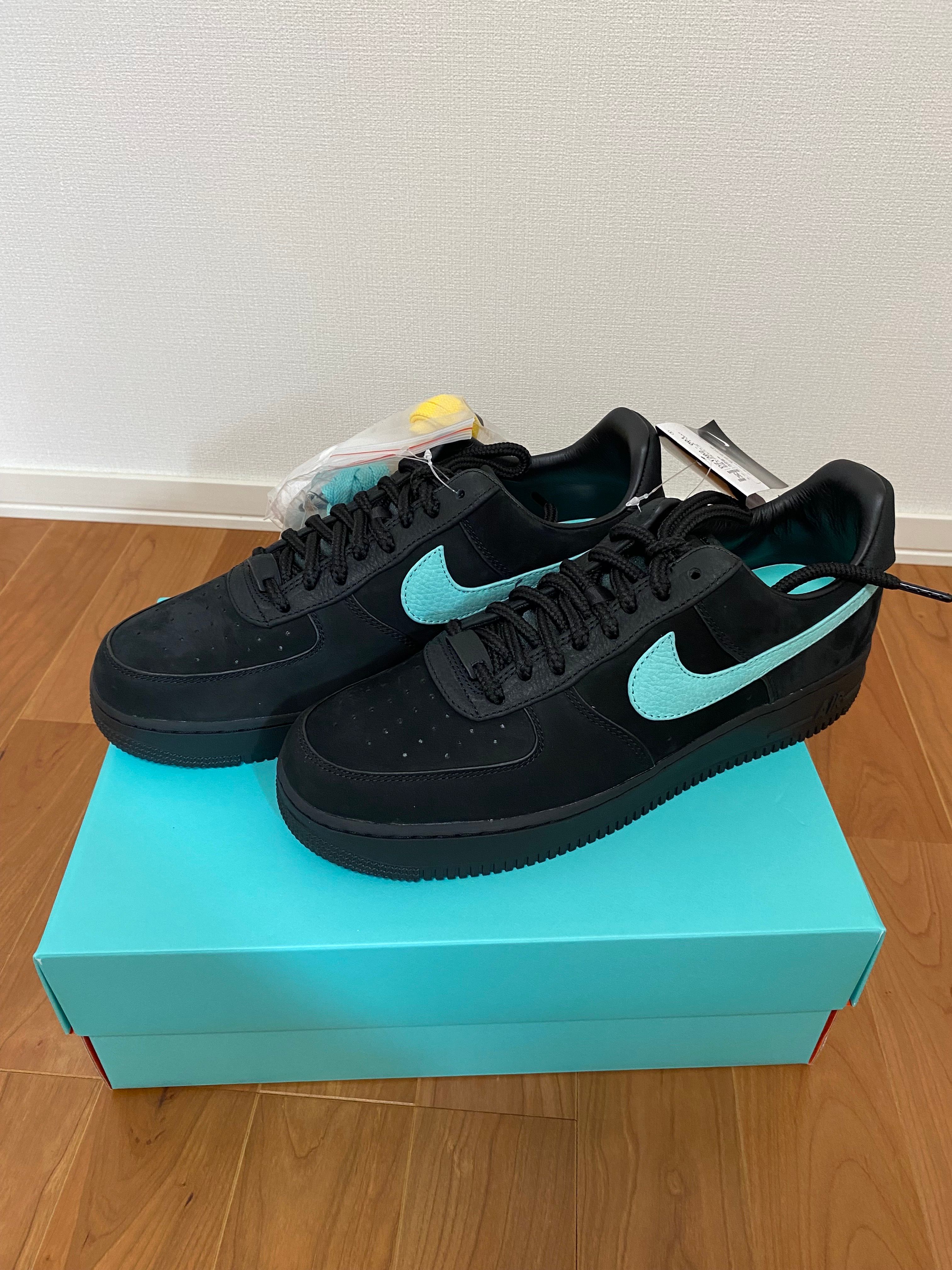 Tiffany & Co. × Nike Air Force 1 Low "1837"