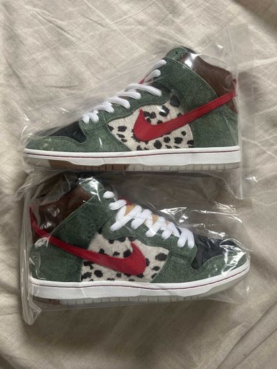 Nike SB Dunk High Pro QS "Dog Walker"