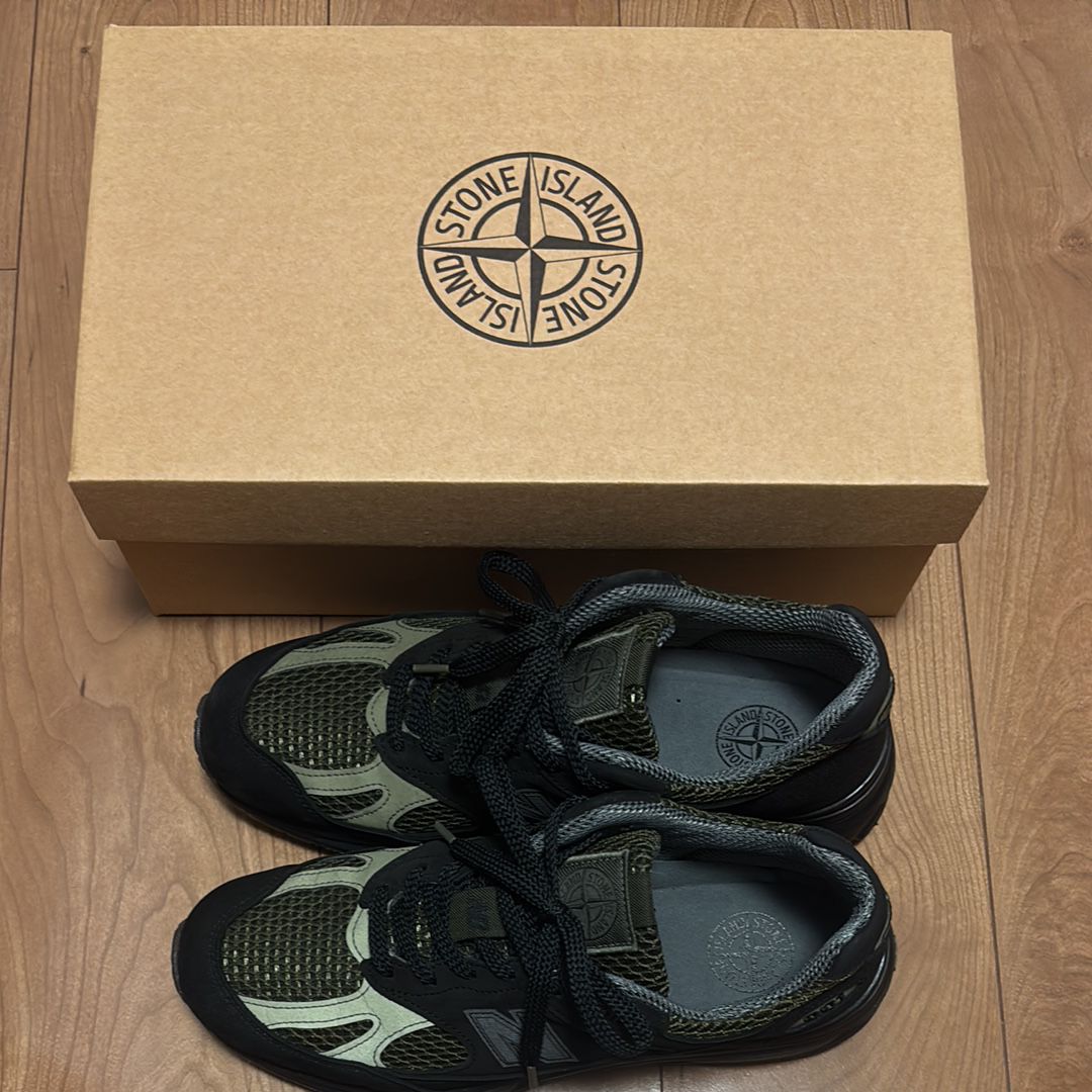 Stone Island × New Balance 991V2 "Black"