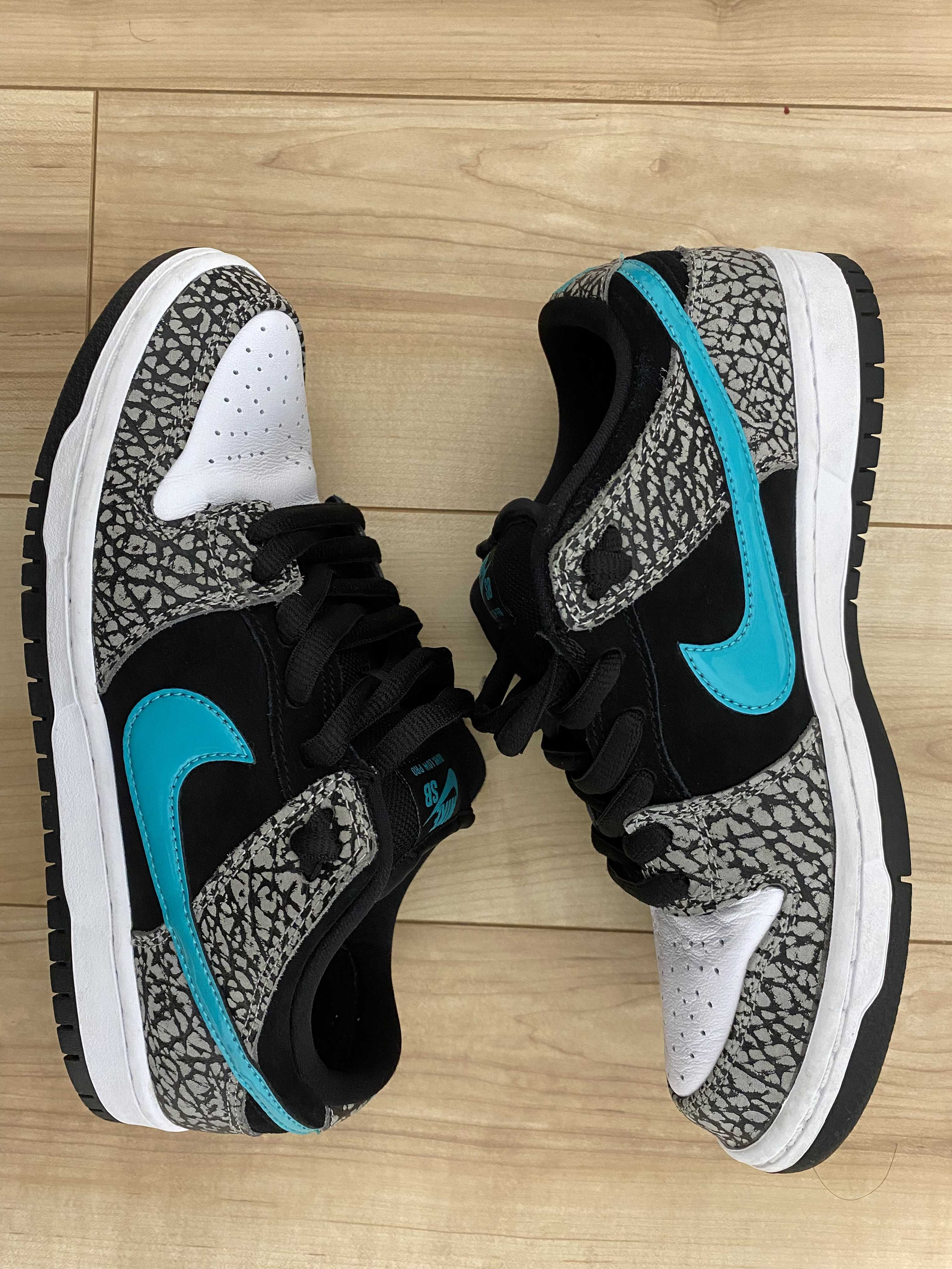 Nike SB Dunk Low "Elephant/Safari"