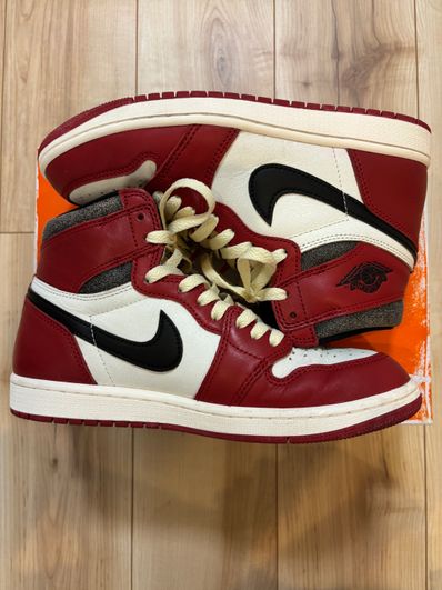 Nike Air Jordan 1 High OG "Lost & Found/Chicago"
