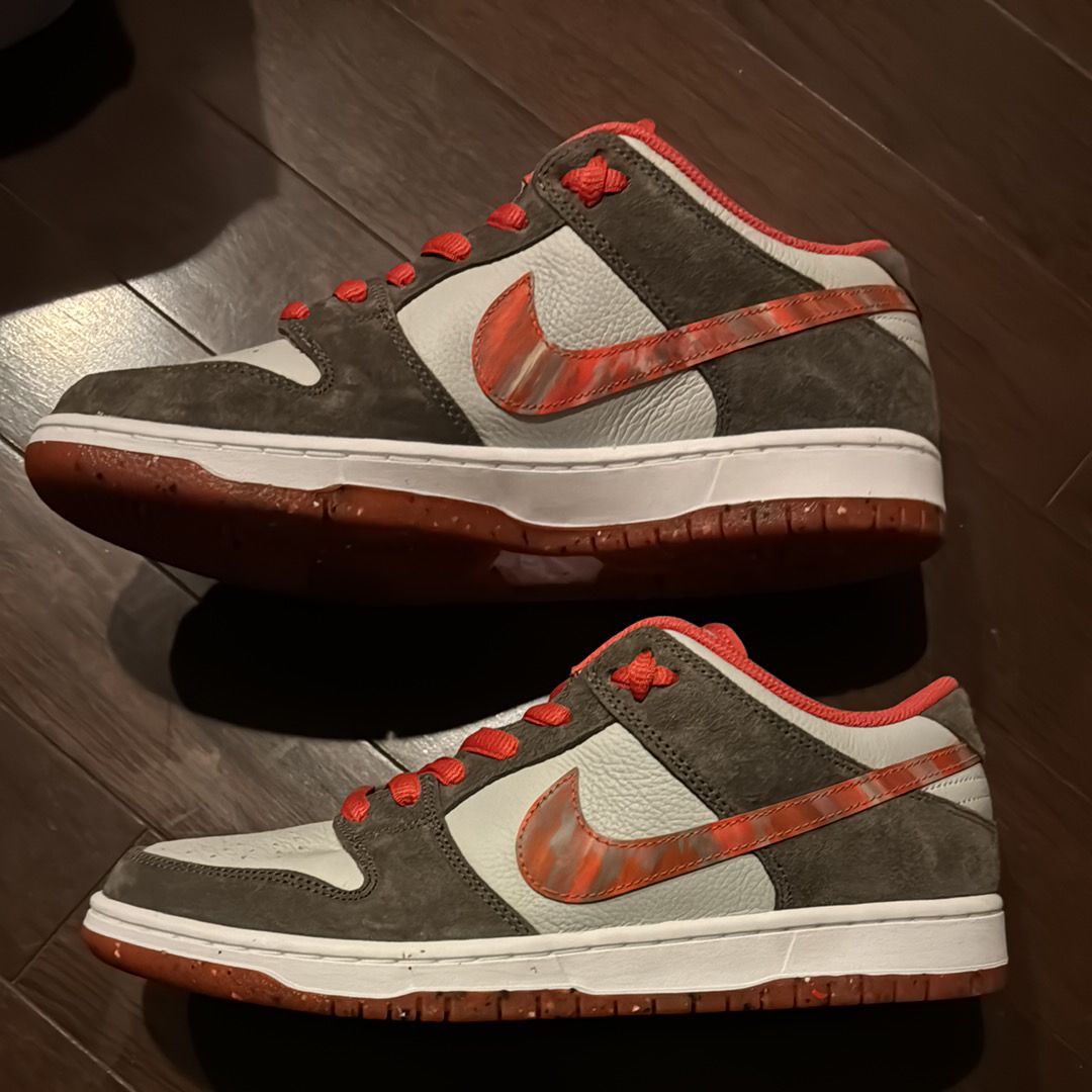Crushed Skate Shop × Nike SB Dunk Low QS "Olive Grey/Mantra Orange"