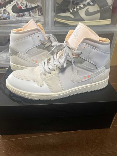 Nike Air Jordan 1 mid "Inside Out/White/Grey"